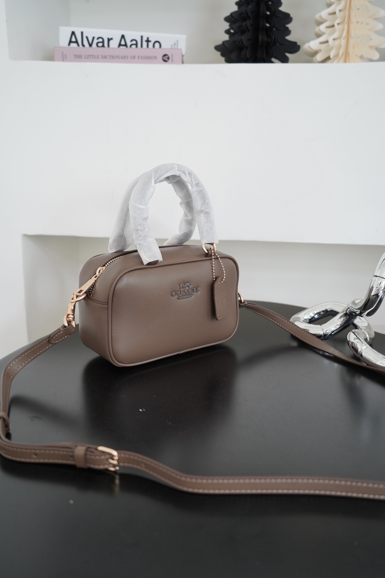 COACH Satchel枕头包 - 新品入荷、スタイリッシュなデザイン