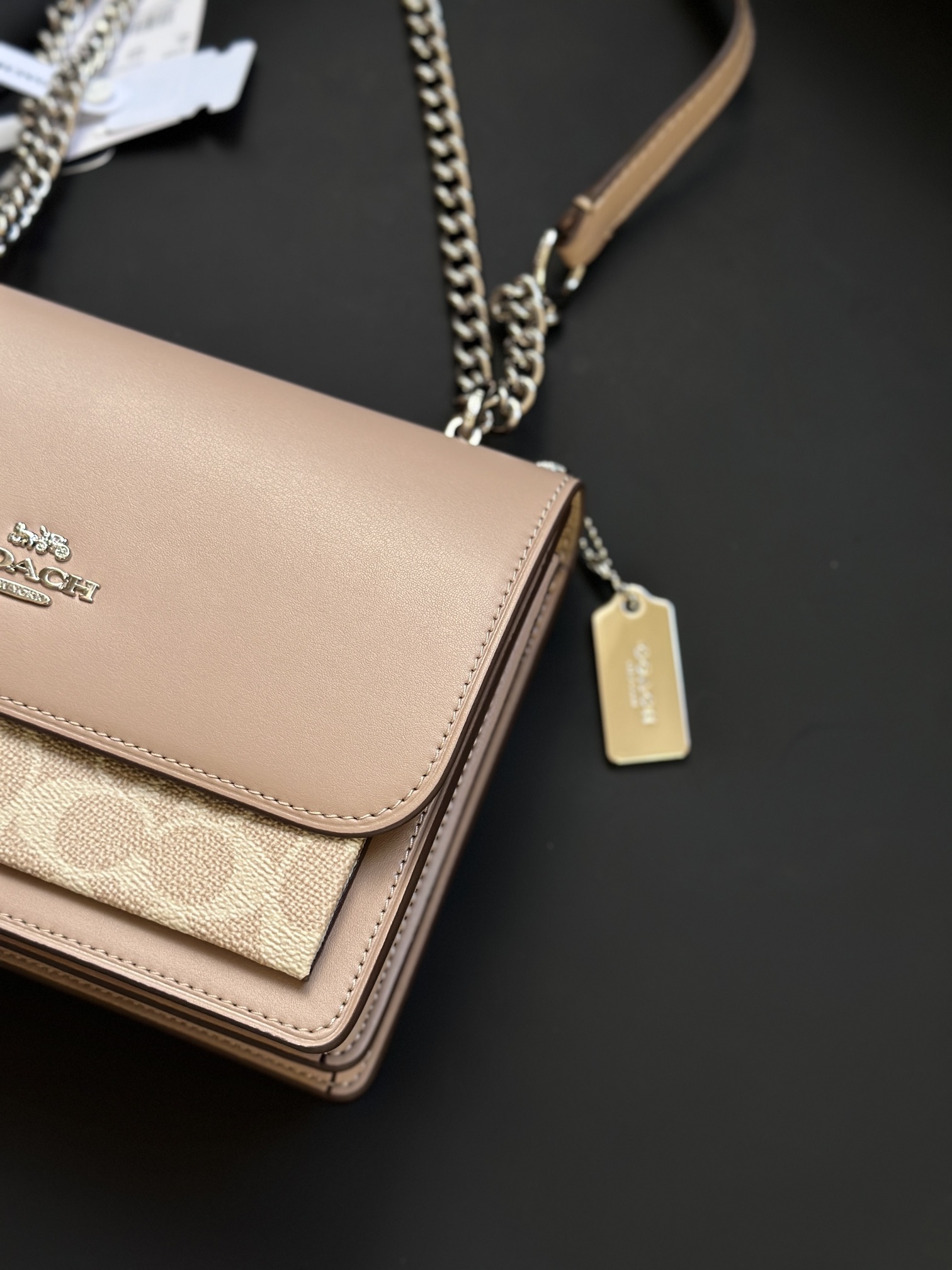 魅惑の奶茶色 スタイリッシュバッグ