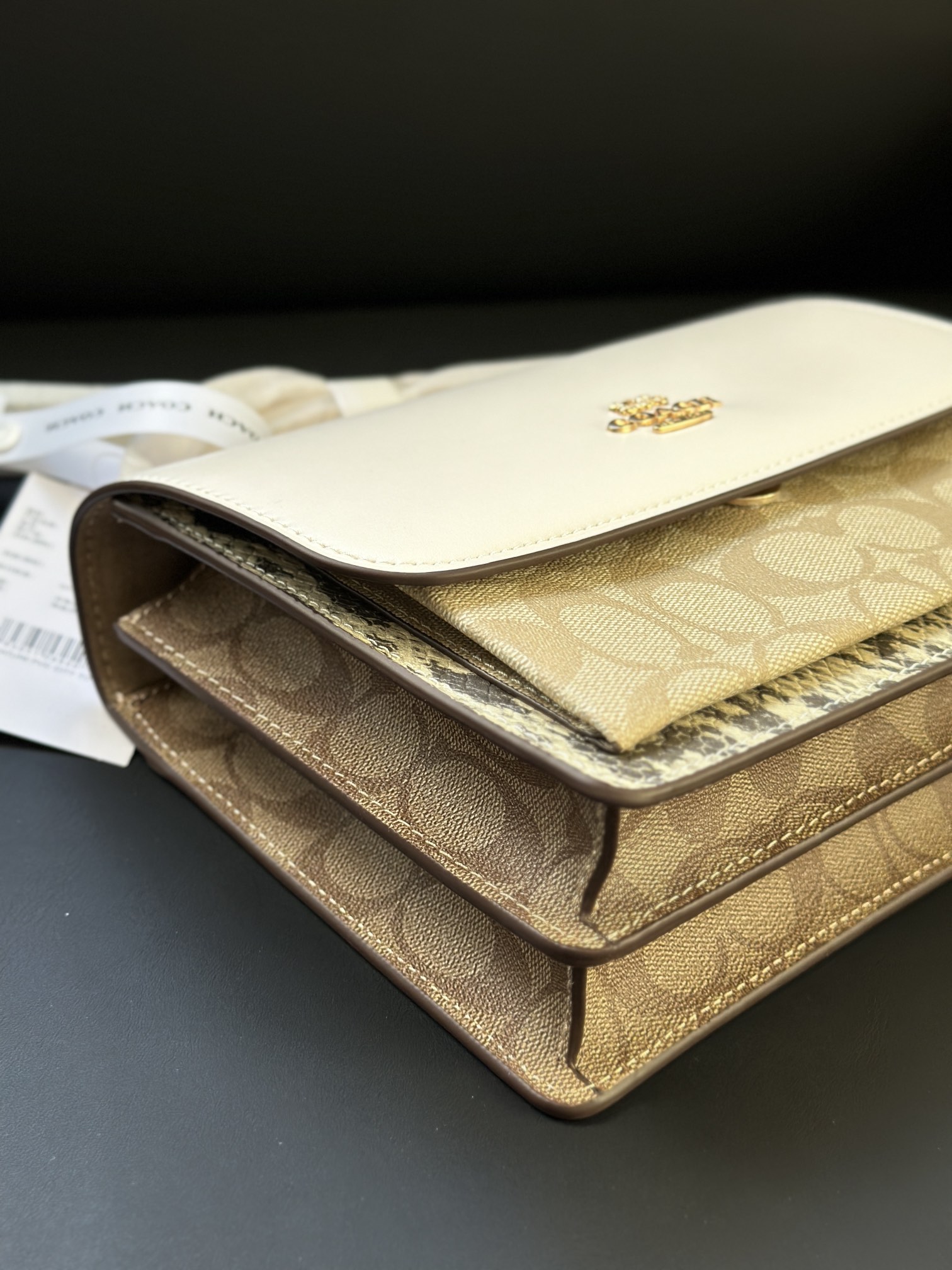 浅卡其拼蛇纹 スニーカー 560シリーズ