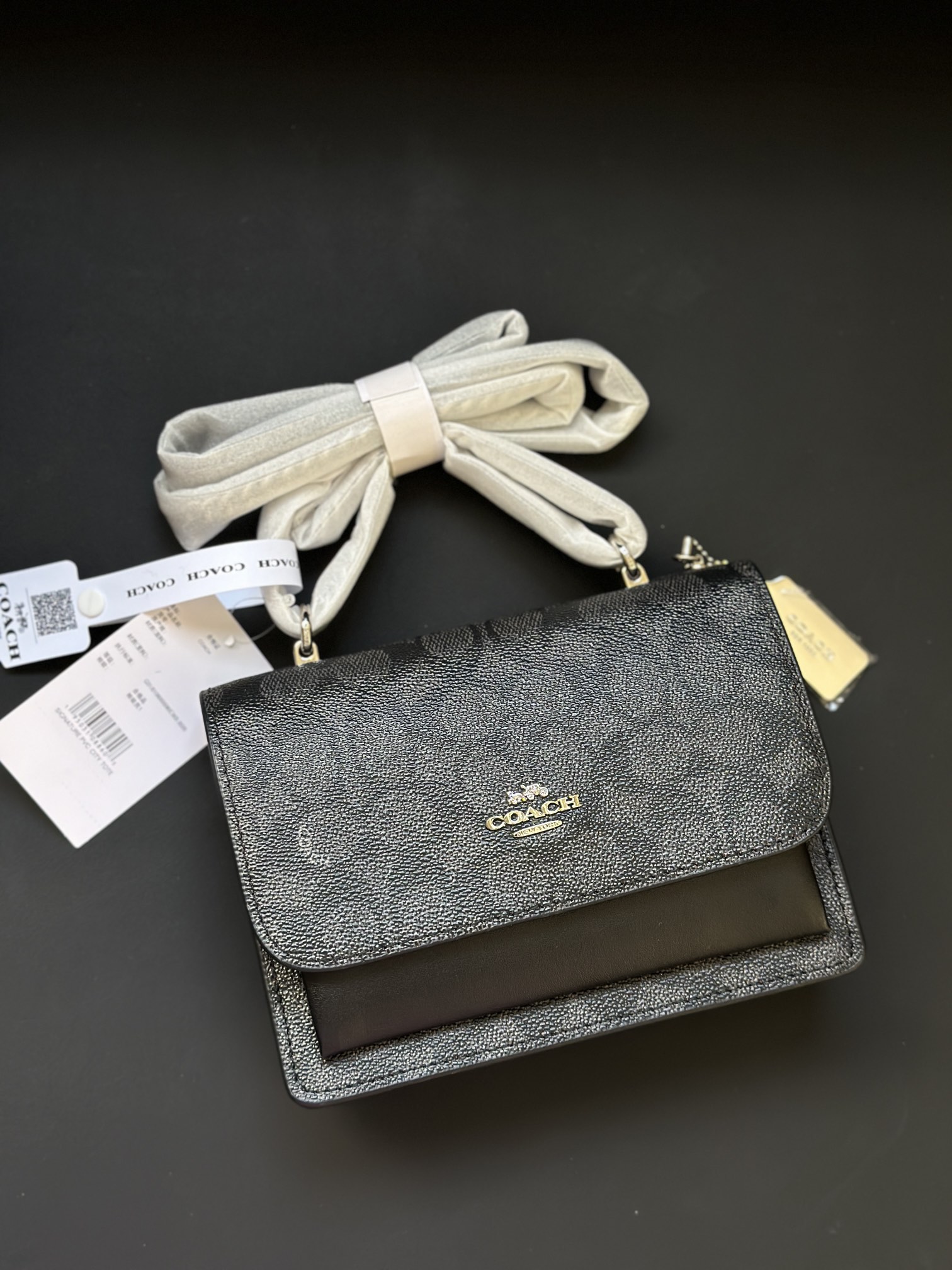 黑老花 トートバッグ 高級感あふれるデザイン