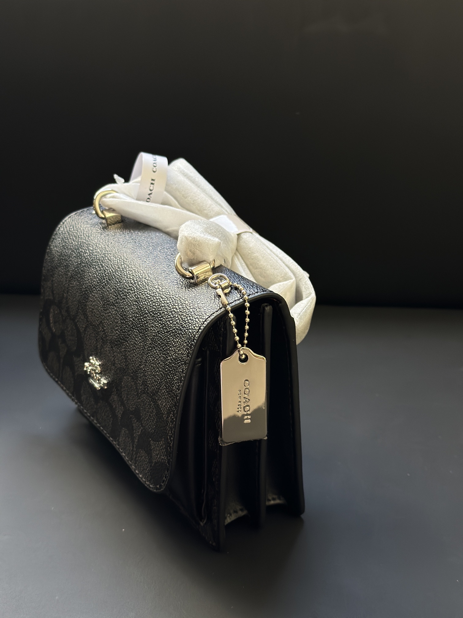 黑老花 トートバッグ 高級感あふれるデザイン