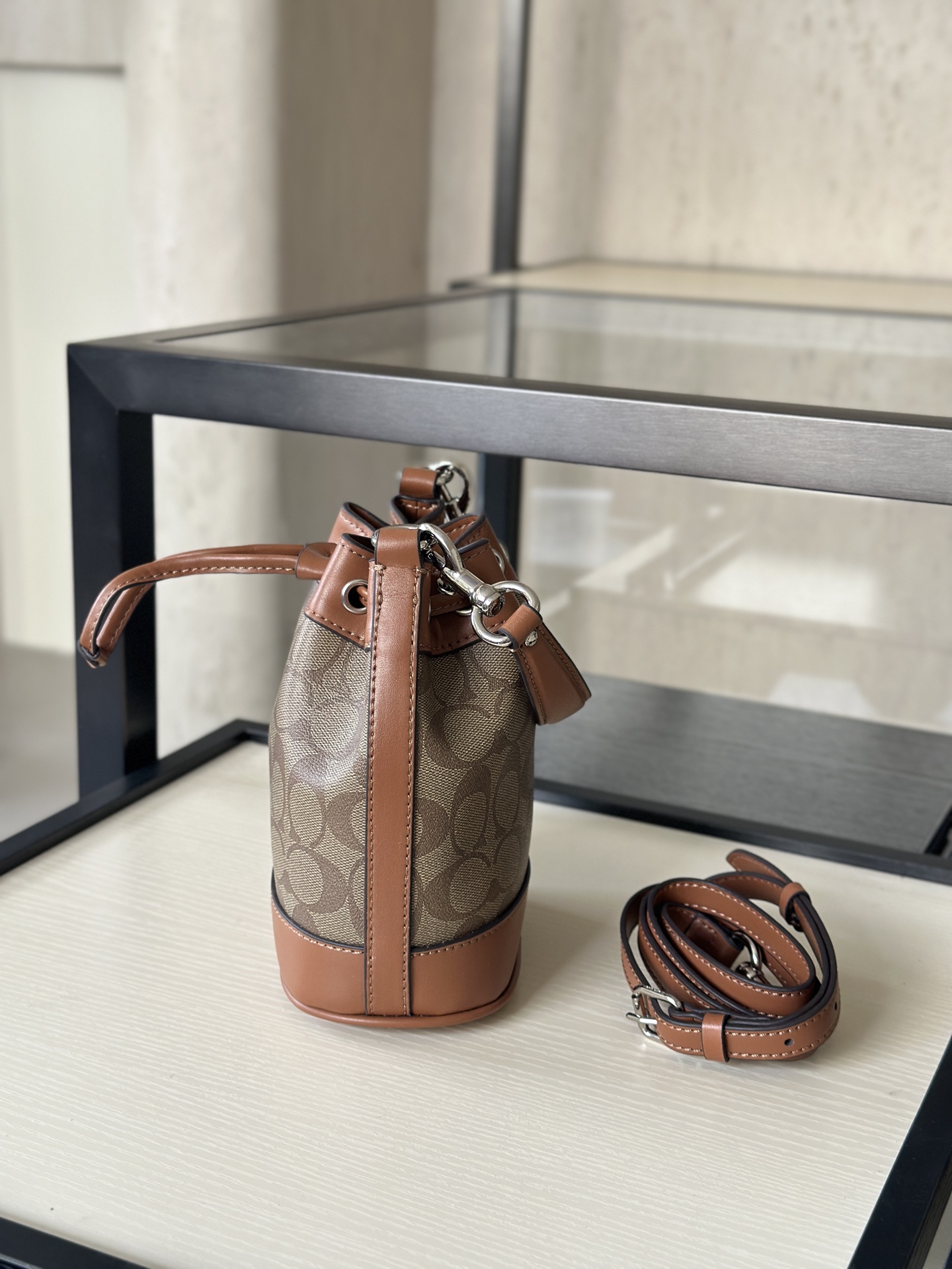 棕色老花 - 上品なデザインと快適なフィット感