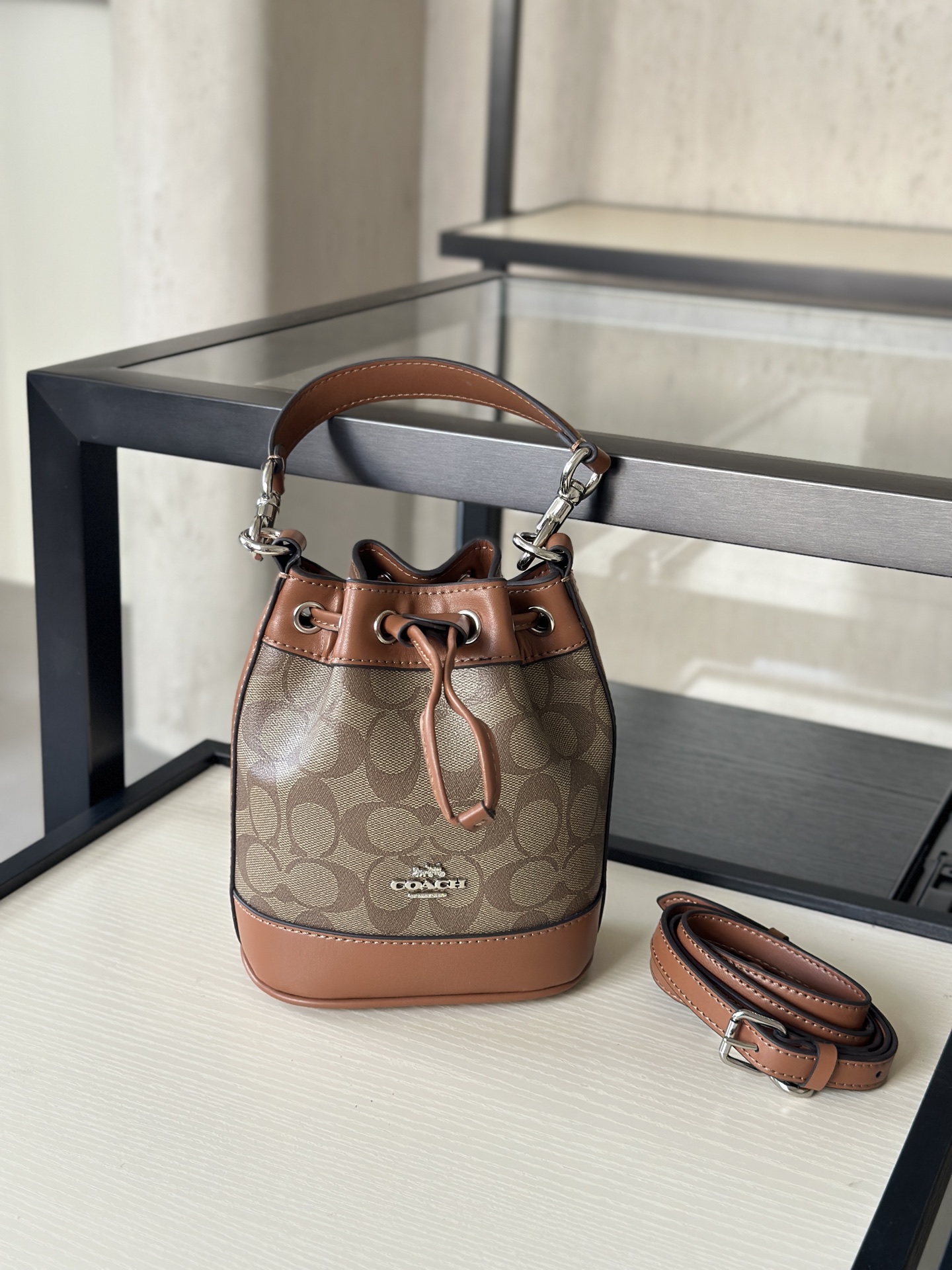 棕色老花 - 上品なデザインと快適なフィット感