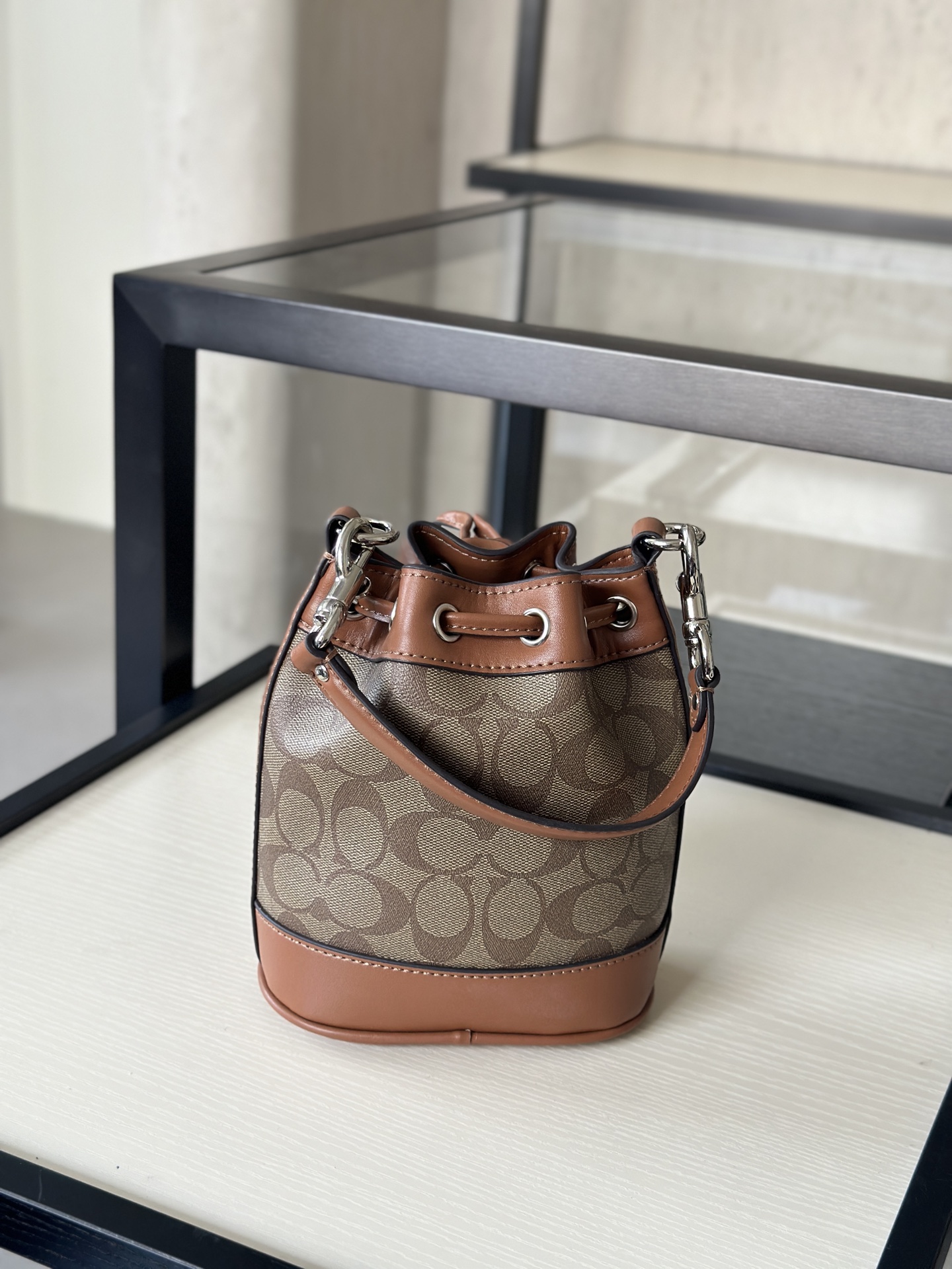 棕色老花 - 上品なデザインと快適なフィット感