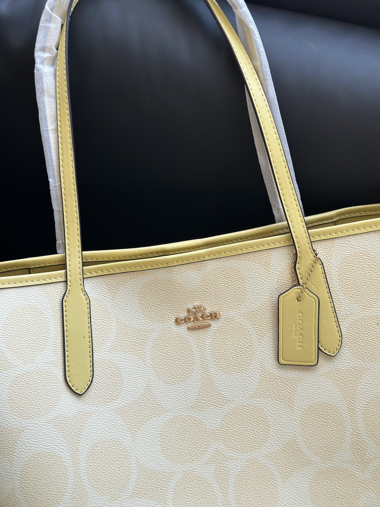 甘草黄 CAL49 - 機能性と美しさを兼ね備えたアイテム