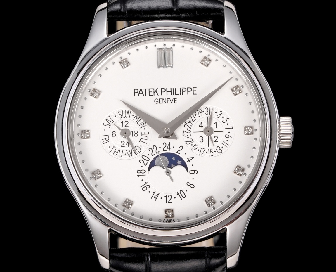 NO:385909,Production of TW, White Shell, Gold Shell, TW Factory Patek Philippe PP RK1 Super Complex Timepiece 5327, series watch, the most classic style in the perpetual calendar. The watch diameter is 39mm in formal wear, and the size is moderate, suitable for all kinds of industry people. The dial is generous and decent, with uniform layout. Although there are many functions, it does not make people feel complicated. The sun shines with gold three-dimensional Breguet digital scale and willow leaf hand makes people feel even more lit. The dial is displayed at 3 o'clock, the dial is displayed at 24 hours a day of moon phase, and the 9 o'clock is displayed at the week. The overall layout of the dial is wide and not compact, very elegant. The 5327 and equipped with Cal.324 Q automatic winding movement, transparent back, provide 48 hours of power reserve, waterproof depth of 30 meters, meeting daily life needs.  In addition, paired with an Italian cowhide strap and a PP iconic lantern buckle, the retro and elegant feeling is full. This 5327 is a formal watch, and you can choose from a dial in various colors. It is good to wear black, white and gray formal wear, and it is also possible to wear daily and casual. A classic work of art, a perfect collection. Patek Philippe's exclusive words cannot own a Patek Philippe, we are just keeping it for the next generation. But let me ask you who loves watches, who doesn't want to own a Patek Philippe? This may be the starting point or even the end point of the original intention of many watch lovers. If there is an opportunity to appear in front of you, then cherish it!  The best luxury recommendation for gifts, please identify TW exclusive quality, breguet, patek philippe, cowhide19860909TW 出品 白壳 金壳  TW Factory 百达翡丽 PP RK1 超级复杂功能时计5327、系列腕表,万年历中最经典的款式. 表径为正装39mm,大小适中,适合各类行业人士,表盘布局大方得体,布局均匀,功能虽多却不让人觉得繁杂,日辉纹搭配金质立体宝玑数字刻度和柳叶指针更让人觉得眼前一亮. 表盘3点位置为日历显示,6点位置为24小时真月相显示,9点位置为星期显示,盘面整体的布局,宽阔不紧凑,非常典雅. 5327及搭载Cal.324 Q自动上链机芯,背透,提供48小时动力储存,防水深度30米,满足日常生活所需. 另外,搭配意大利牛皮表带,带PP标志性灯笼扣,复古儒雅的感觉拉满. 这款5327、属于正装表,各色表盘任君选择,搭配黑白灰正装都不错,日常搭配休闲也可. 一件经典的艺术品,一件完美的收藏品.百达翡丽的专属语谁都无法拥有一块百达翡丽,我们只是为下一代保管.但试问爱表之人,谁不愿意拥有一块百达翡丽呢,这或许是很多爱表之人初心的起点,甚至是终点.如果有个机会出现在你面前,那么就好好珍惜吧！送礼最佳奢华推荐请认准TW独家品质,,breguet,patek philippe,cowhide,Watch