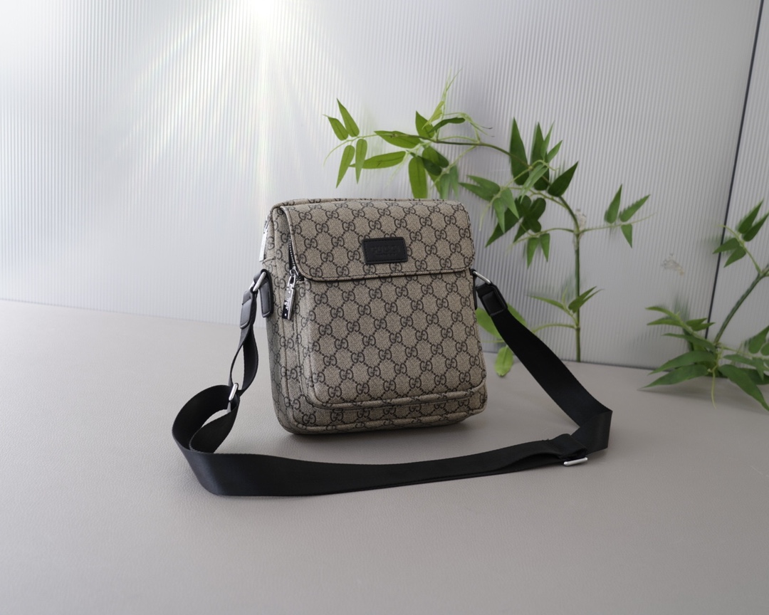 Gucci Crossbody & Shoulder Bags Calfskin Cowhide