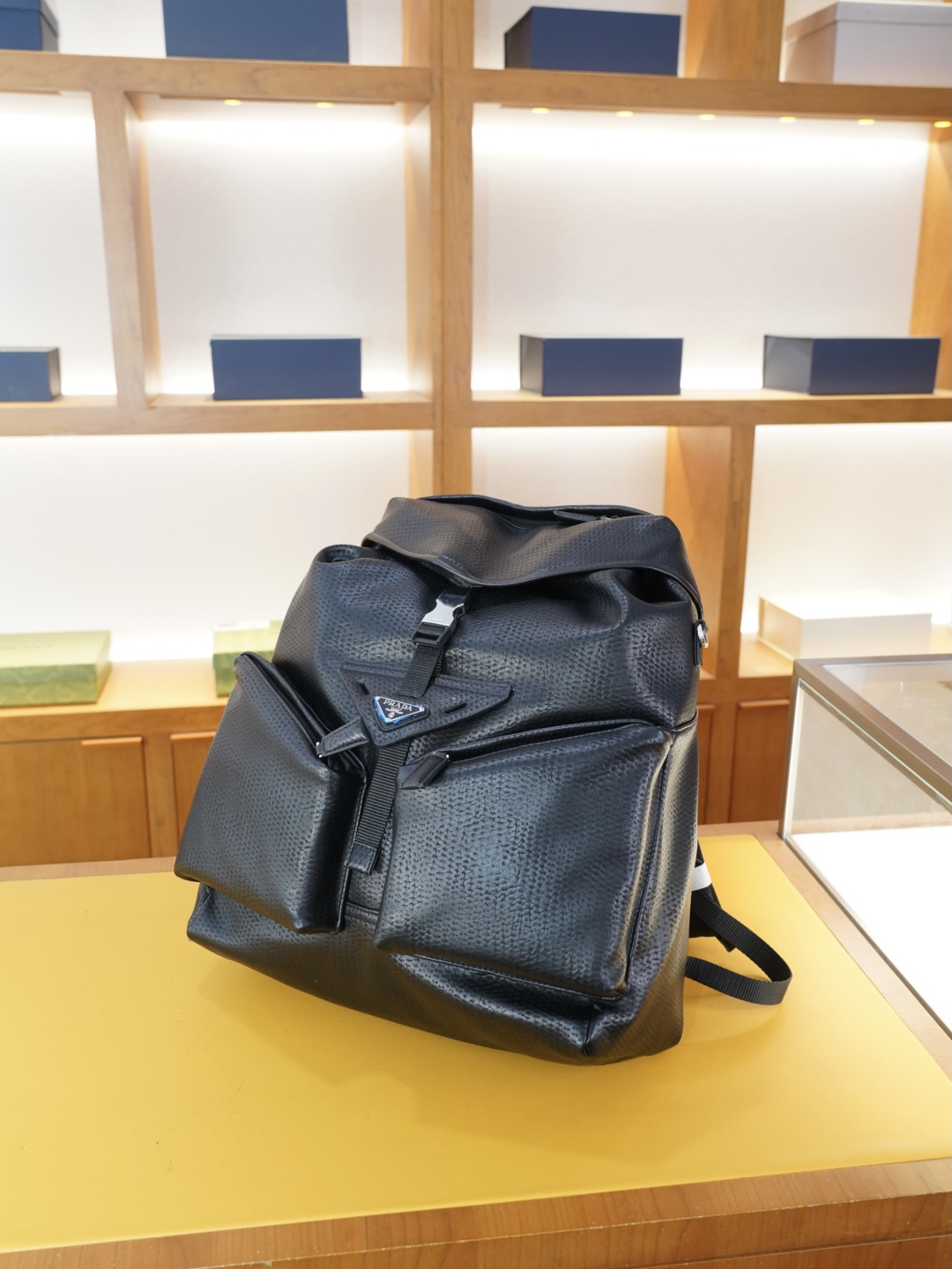 PRADA bag 🇮🇹 PRADA PRADA 38x45x18 — photo 4