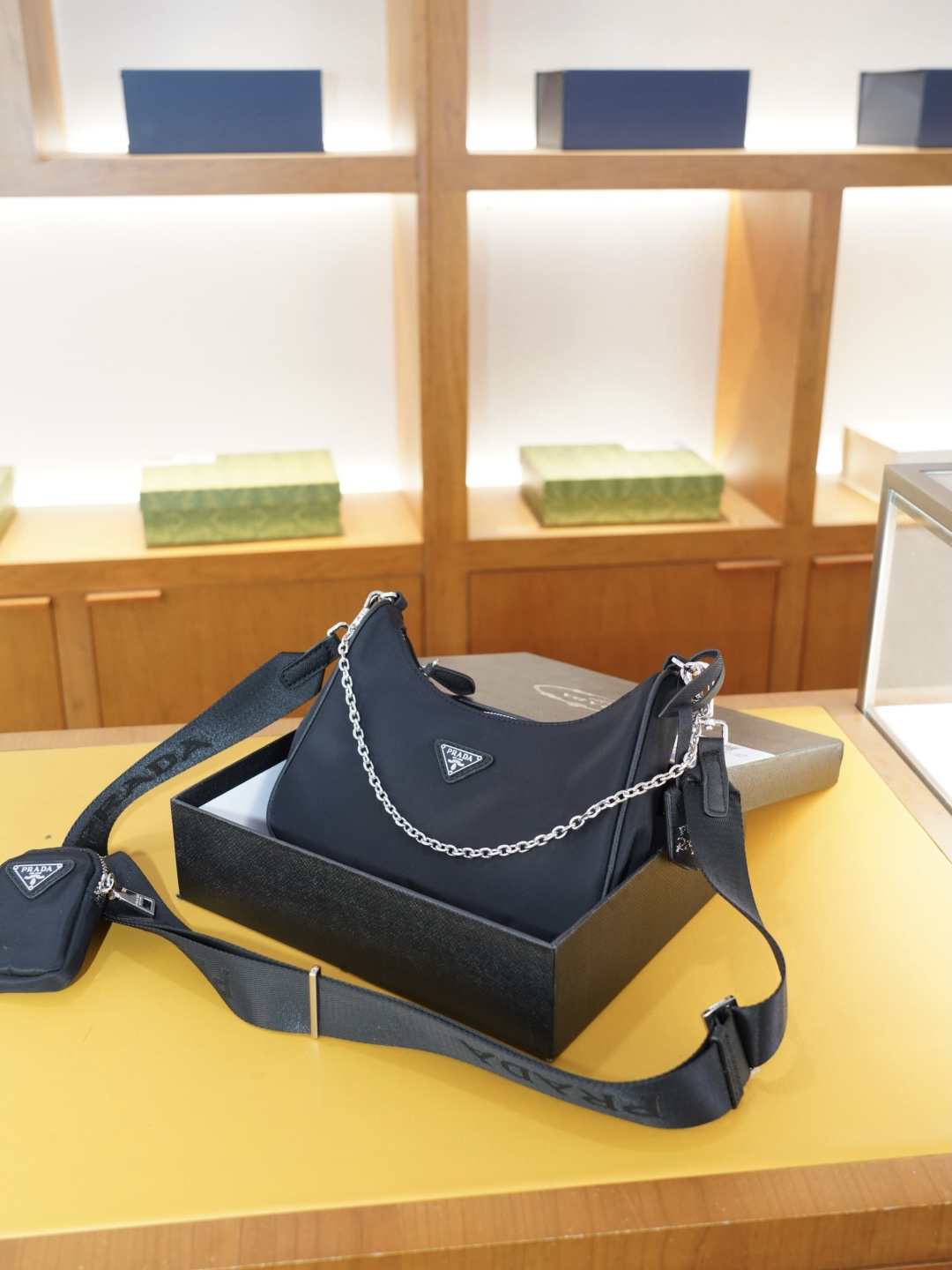 PRADA-Tasche PRADA 25x18x5 — photo 4