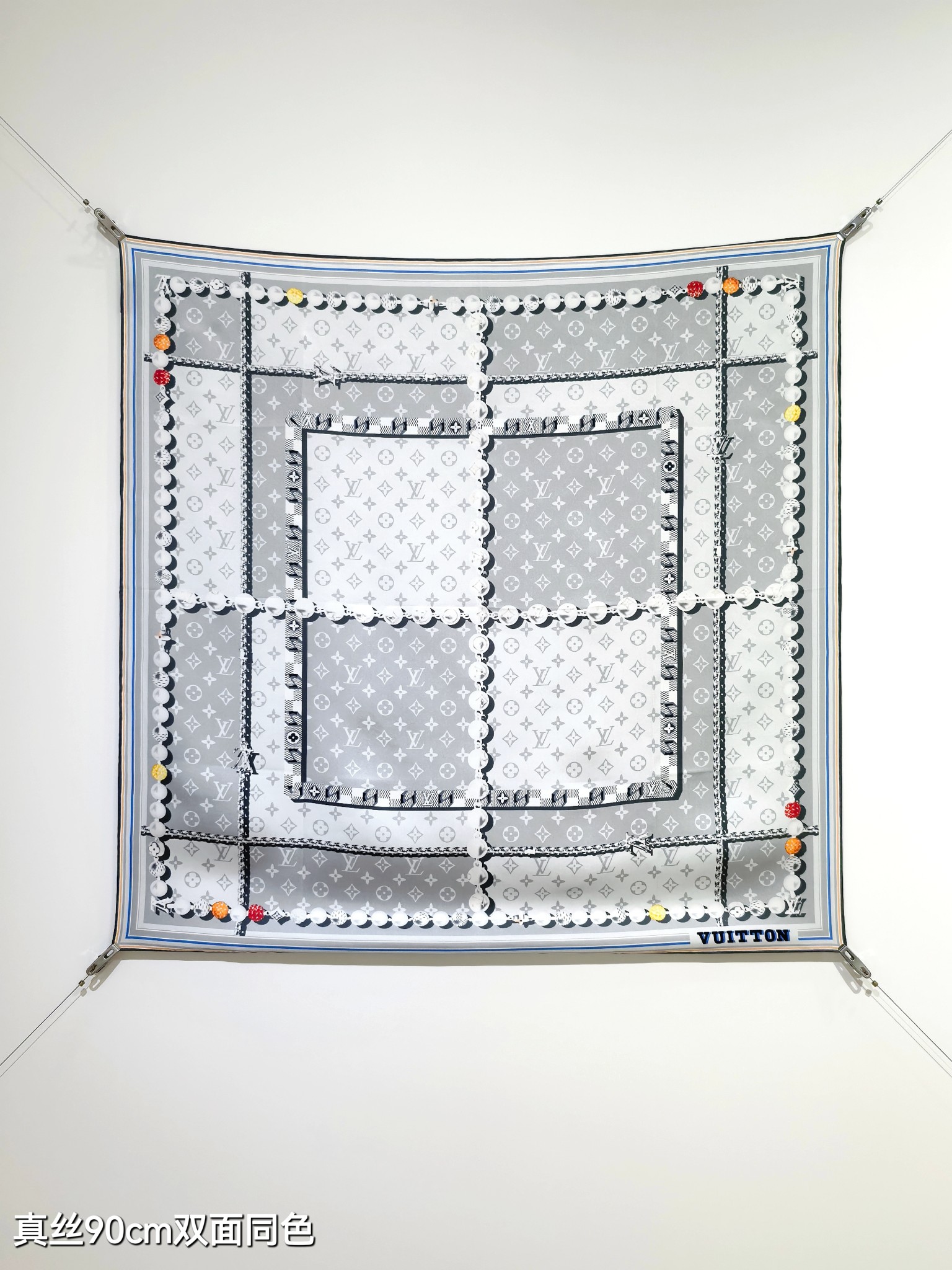🌼SLV2507
18姆米双面  90x90cm斜纹真丝
LV《Dandy Monogram》