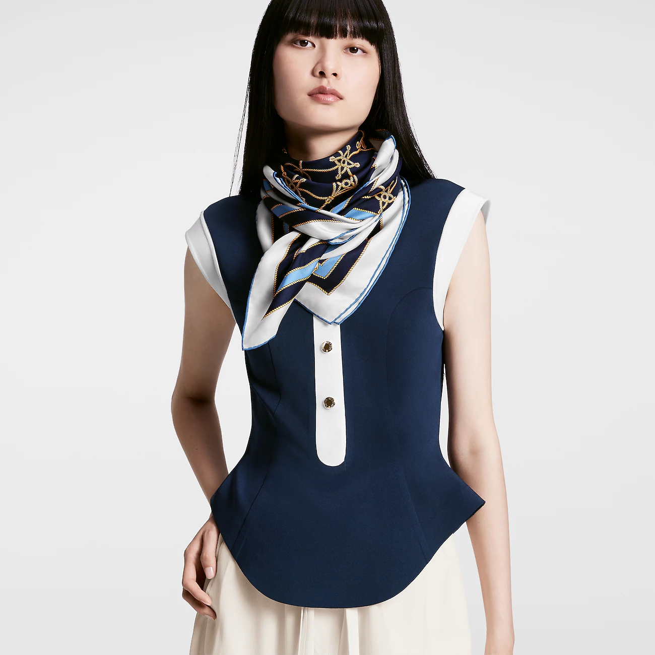 🌼SLV2521
18姆米双面  90x90cm斜纹真丝
LV《Cordage》