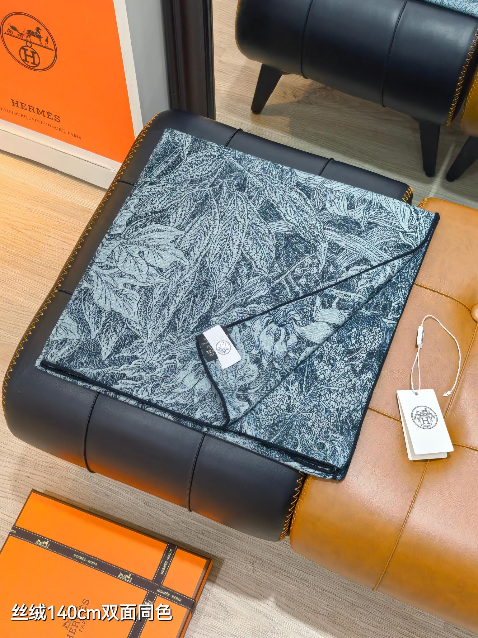 ❄RHMS2549双面同色 140x140cm 70%羊绒30%真丝爱马仕《巴勒莫植物园》