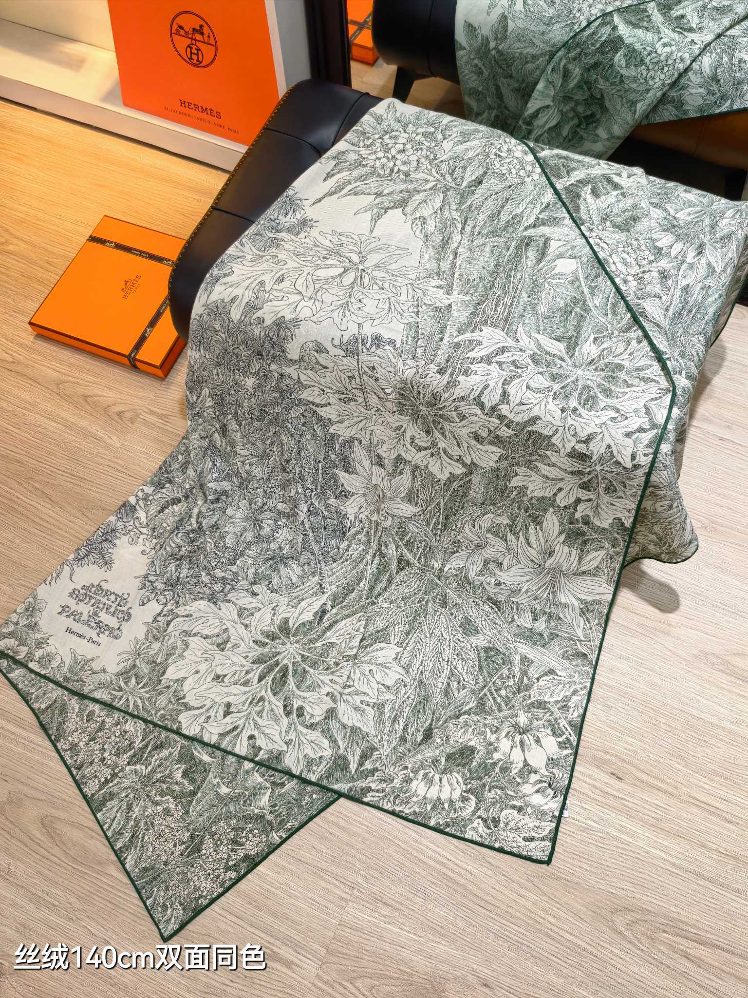 ❄RHMS2549双面同色 140x140cm 70%羊绒30%真丝爱马仕《巴勒莫植物园》
