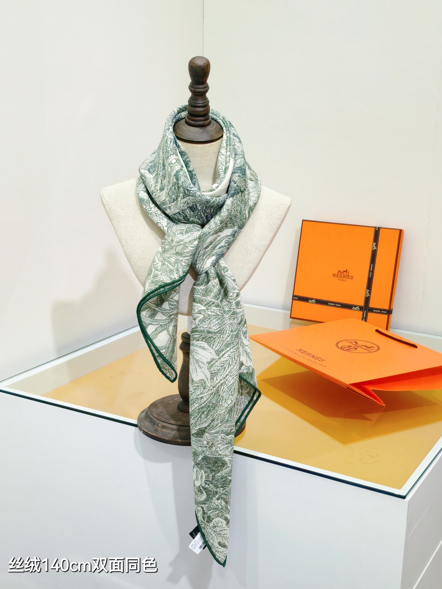 ❄RHMS2549双面同色 140x140cm 70%羊绒30%真丝爱马仕《巴勒莫植物园》