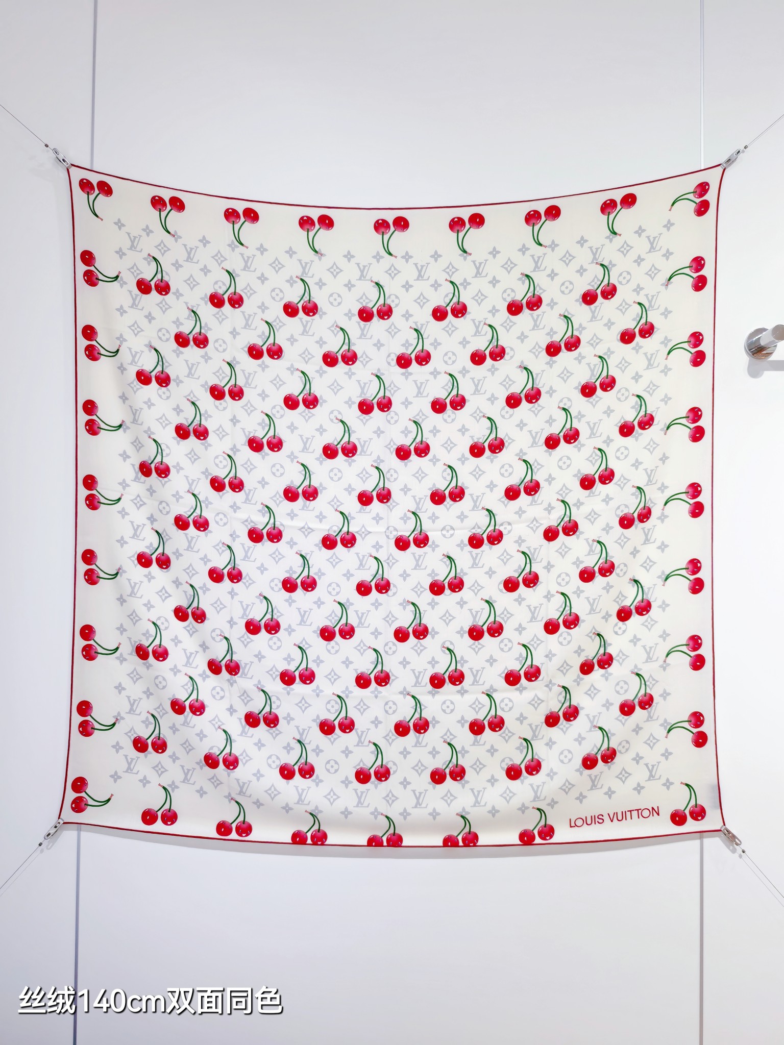 ❄RLV2541双面同色 140x140cm 70%羊绒30%真丝LV x TM《Monogram Ce