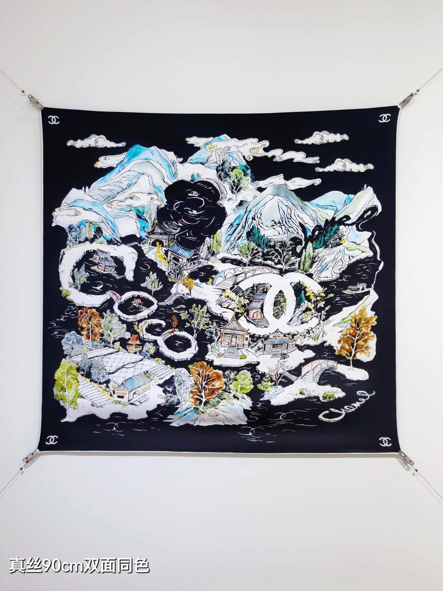 🌼SCC2546
18姆米双面  90x90cm斜纹真丝
香奈儿《》