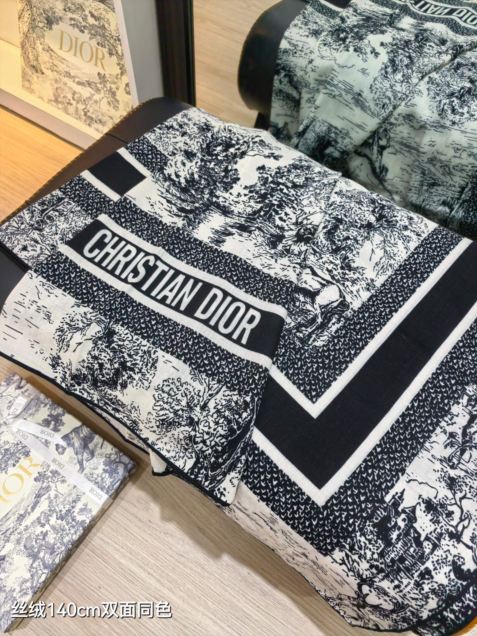 ❄RDO2537双面同色 140x140cm 70%羊绒30%真丝迪奥《》