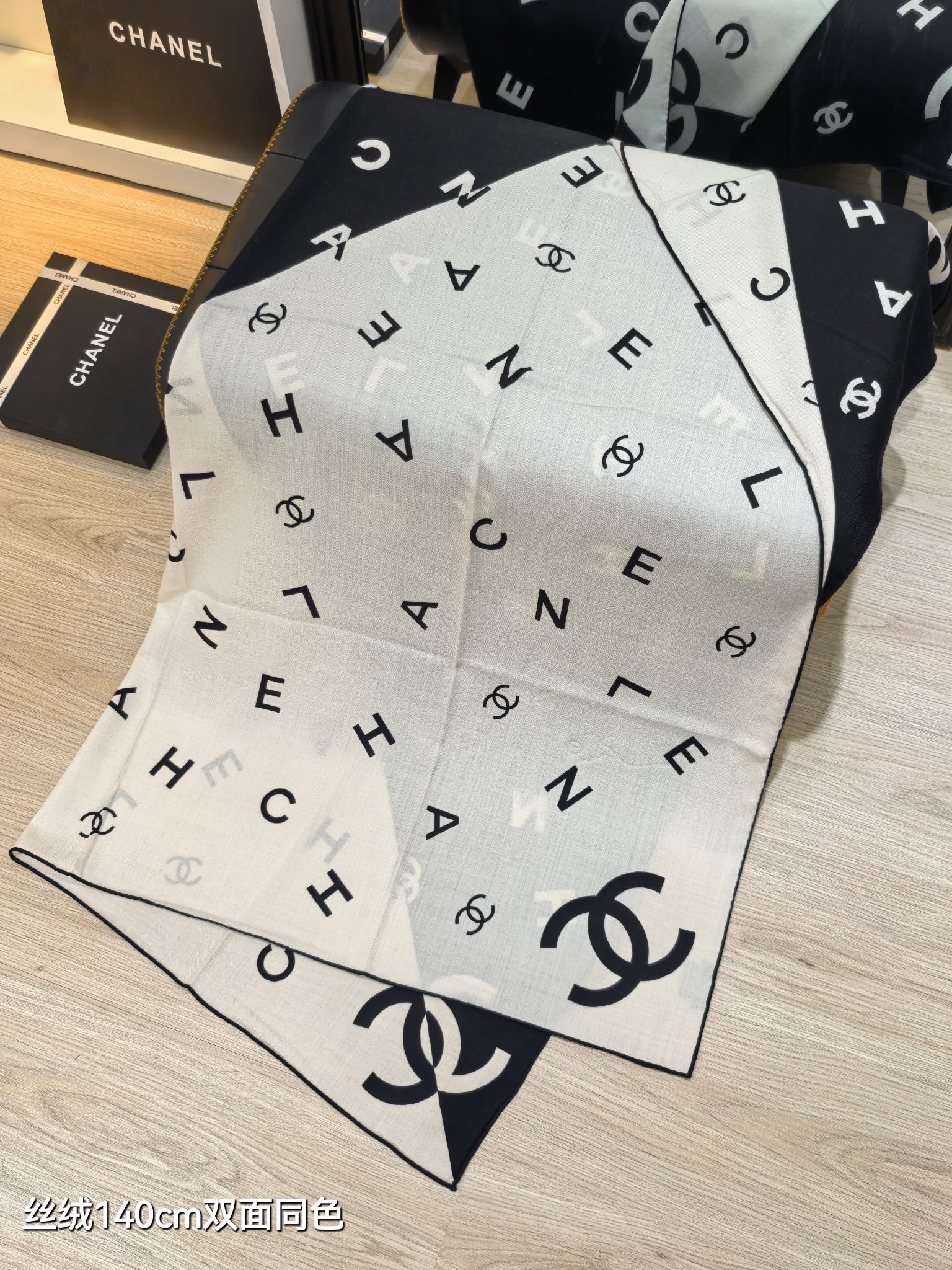 ❄RCC2555双面同色 140x140cm 70%羊绒30%真丝香奈儿《》