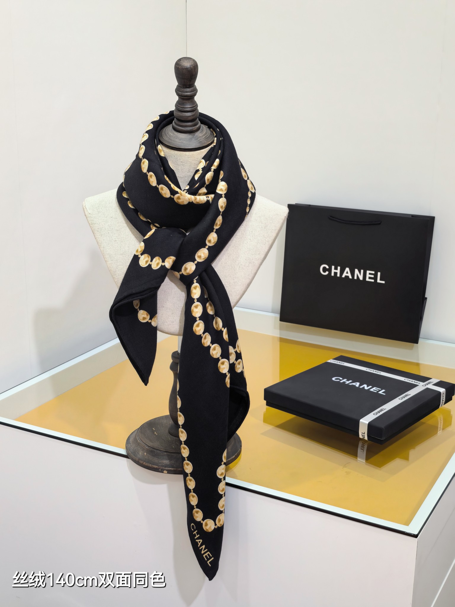 ❄RCC2556双面同色 140x140cm 70%羊绒30%真丝香奈儿《》