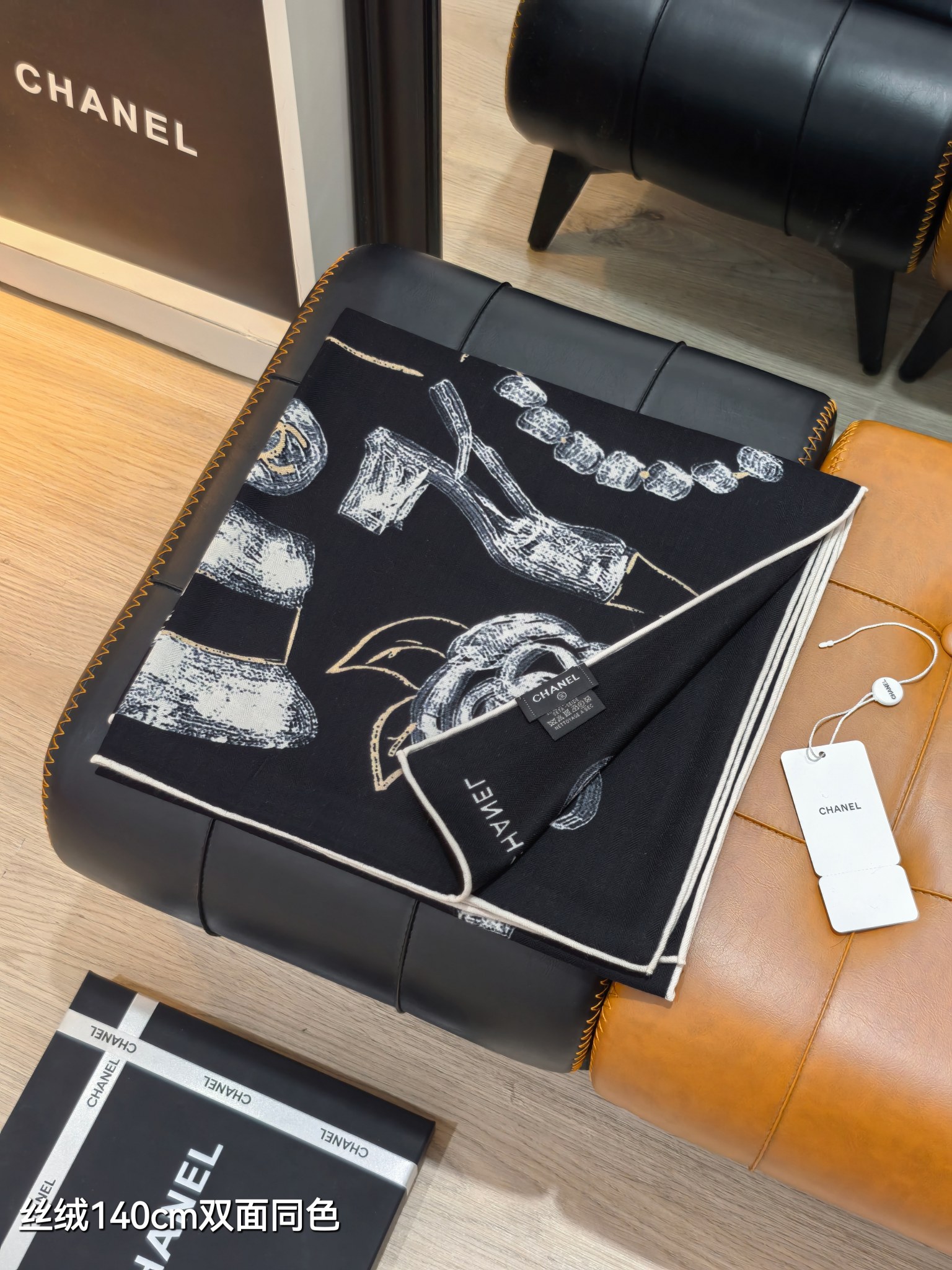 ❄RCC2557双面同色 140x140cm 70%羊绒30%真丝香奈儿《》