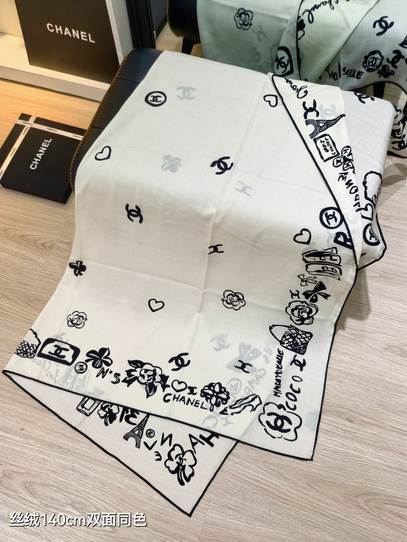 ❄RCC2561双面同色 140x140cm 70%羊绒30%真丝香奈儿《》