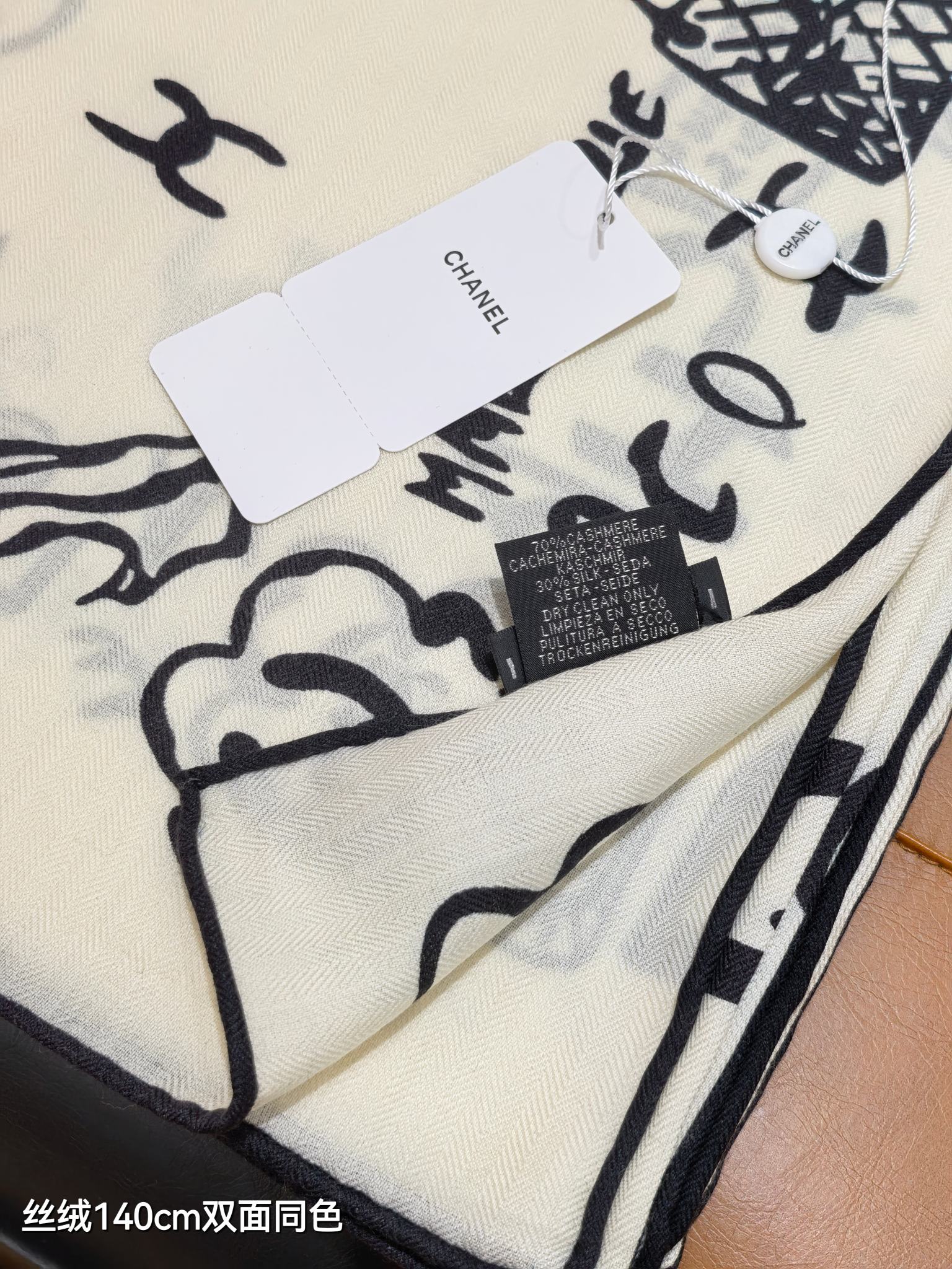 ❄RCC2561双面同色 140x140cm 70%羊绒30%真丝香奈儿《》