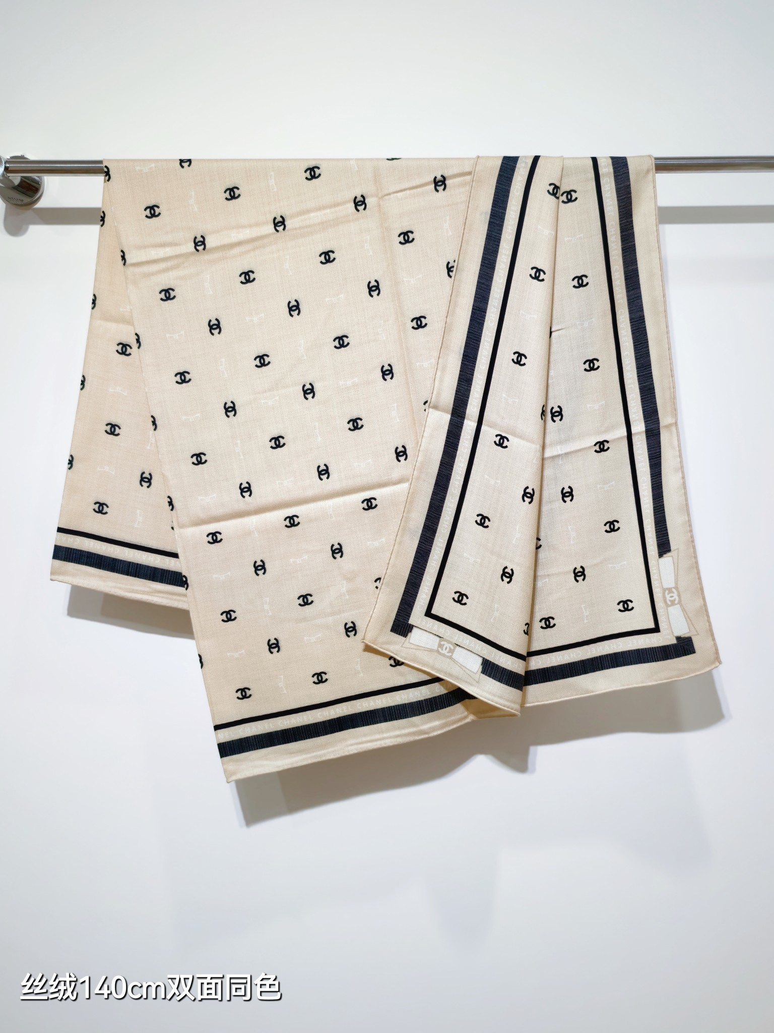 ❄RCC2562双面同色 140x140cm 70%羊绒30%真丝香奈儿《》