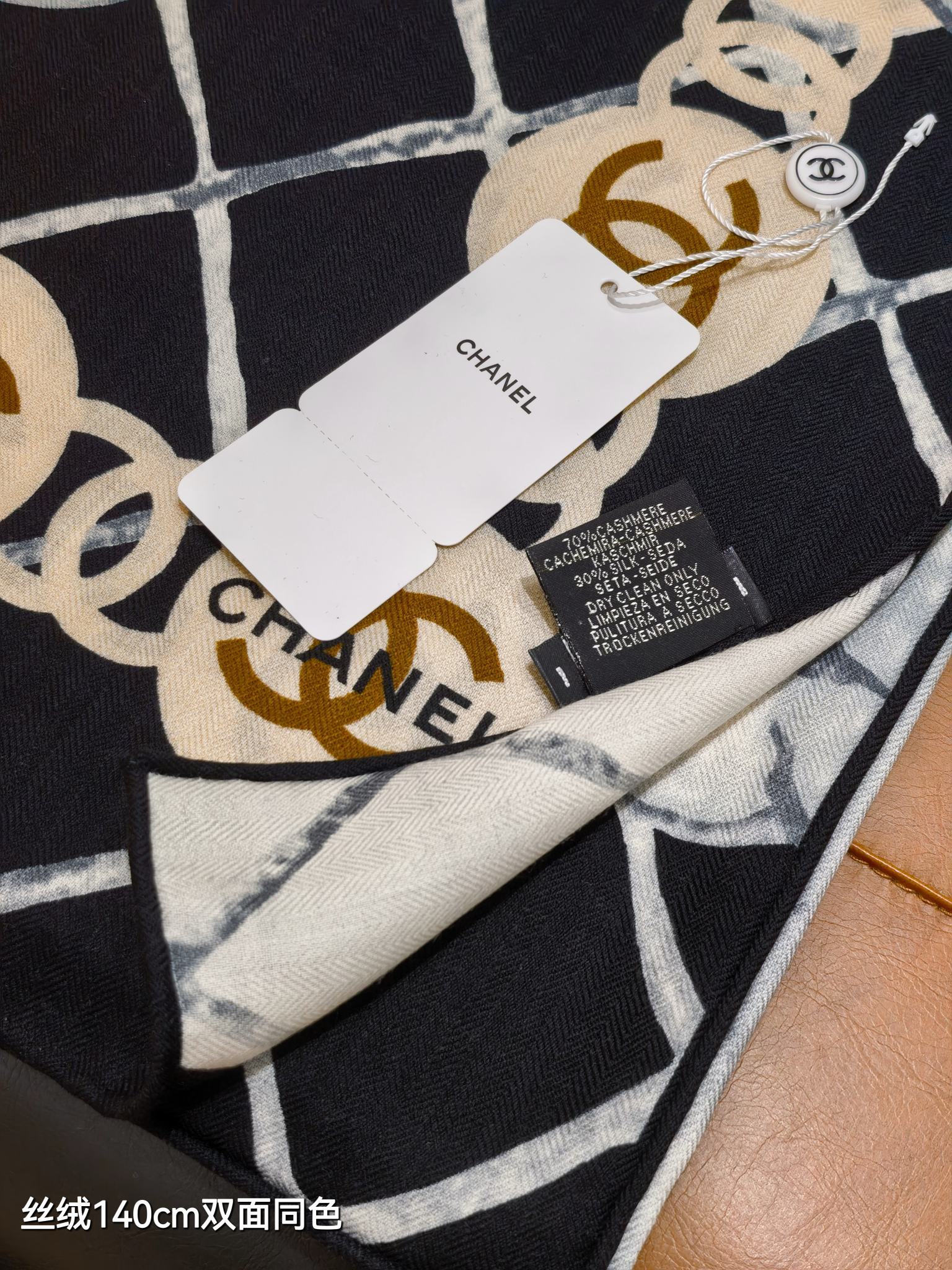 ❄RCC2564双面同色 140x140cm 70%羊绒30%真丝香奈儿《山茶花》