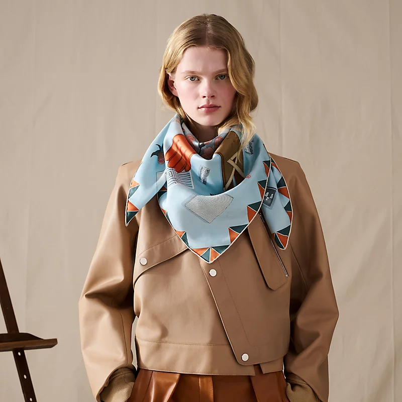 🌼SHMS255918姆米双面 90x90cm斜纹真丝爱马仕《手套时光》