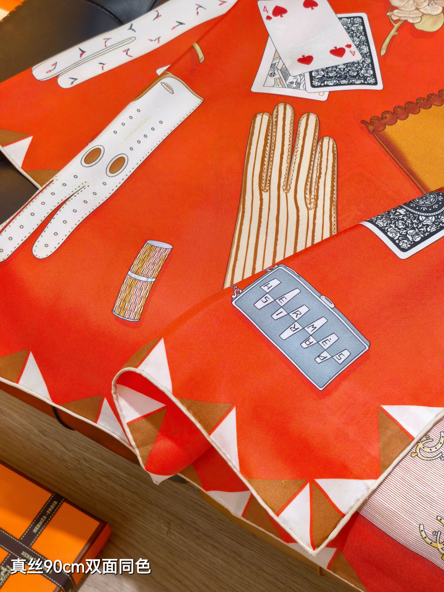 🌼SHMS255918姆米双面 90x90cm斜纹真丝爱马仕《手套时光》