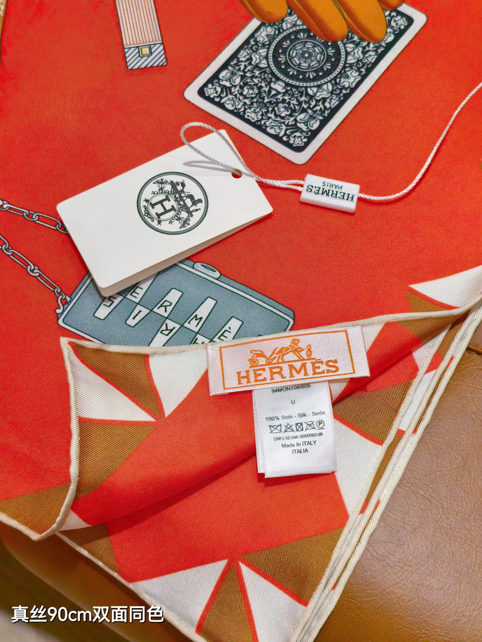 🌼SHMS255918姆米双面 90x90cm斜纹真丝爱马仕《手套时光》