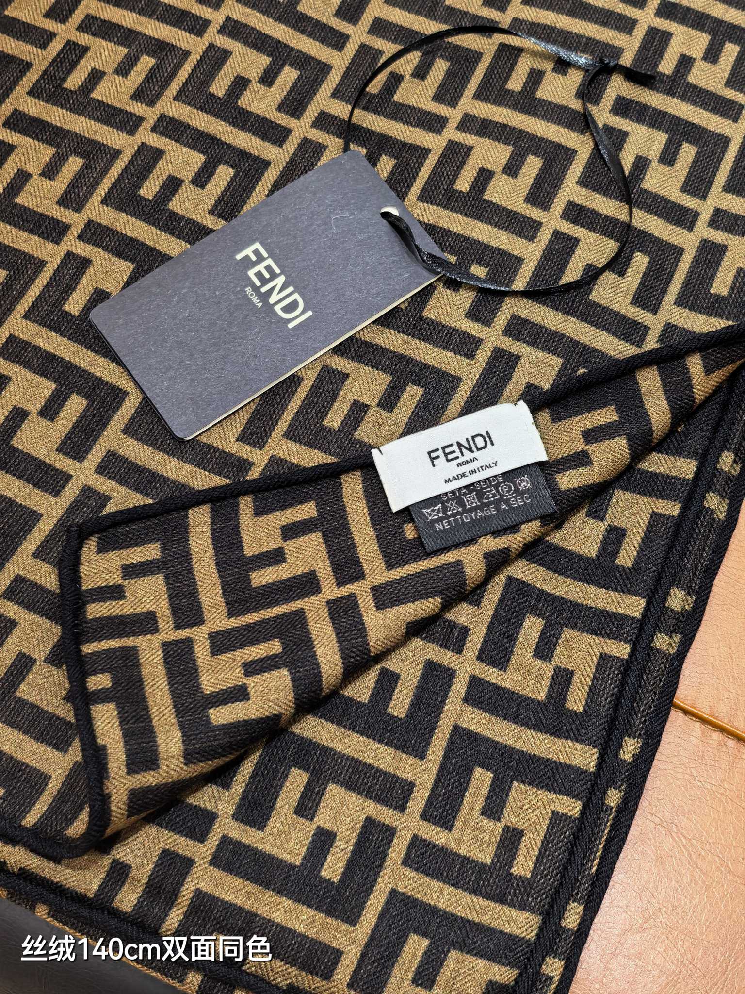 ❄RFD2507双面同色 140x140cm 70%羊绒30%真丝芬迪《》