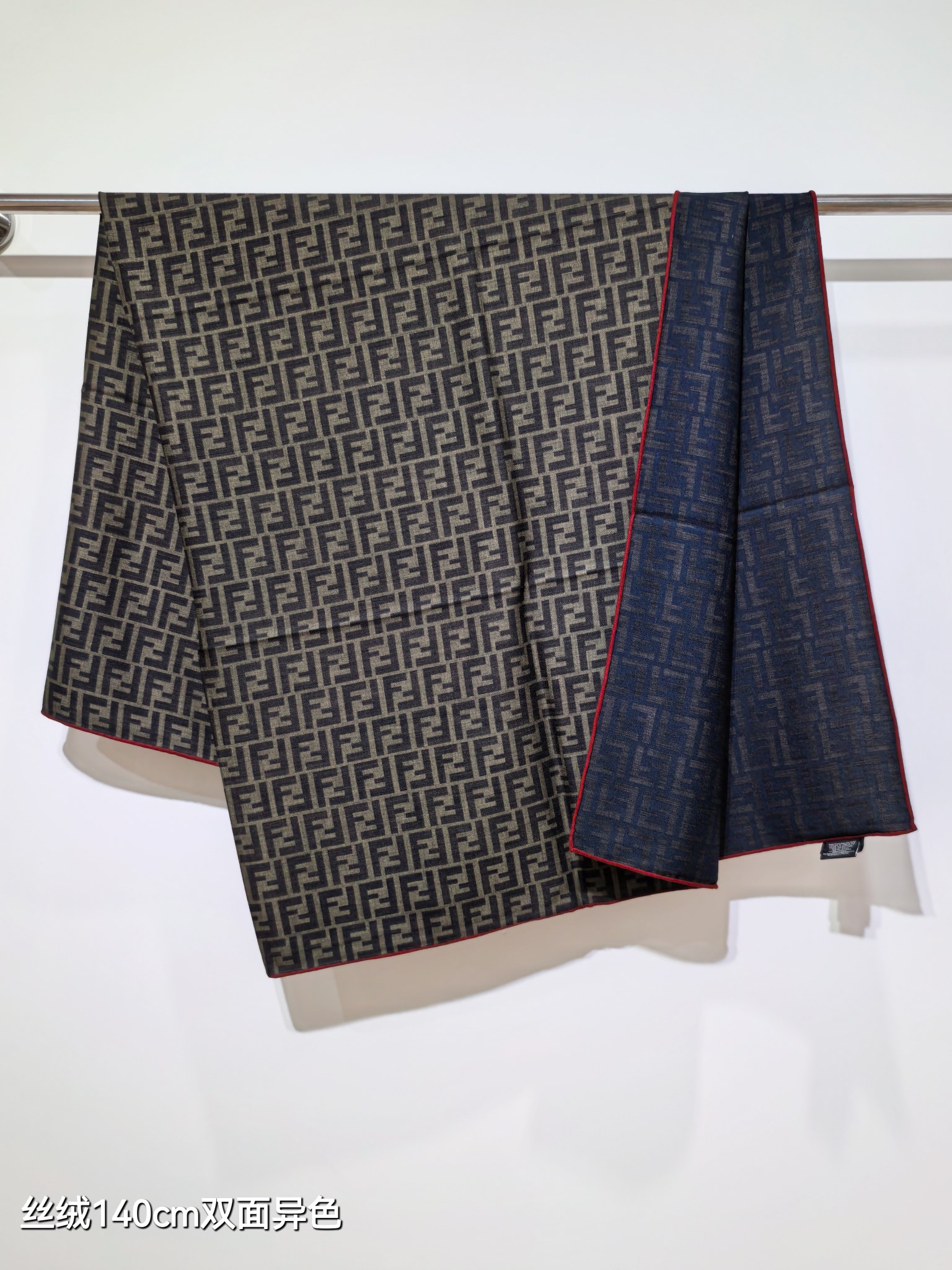 ❄RFD2507双面异色 140x140cm 70%羊绒30%真丝芬迪《》