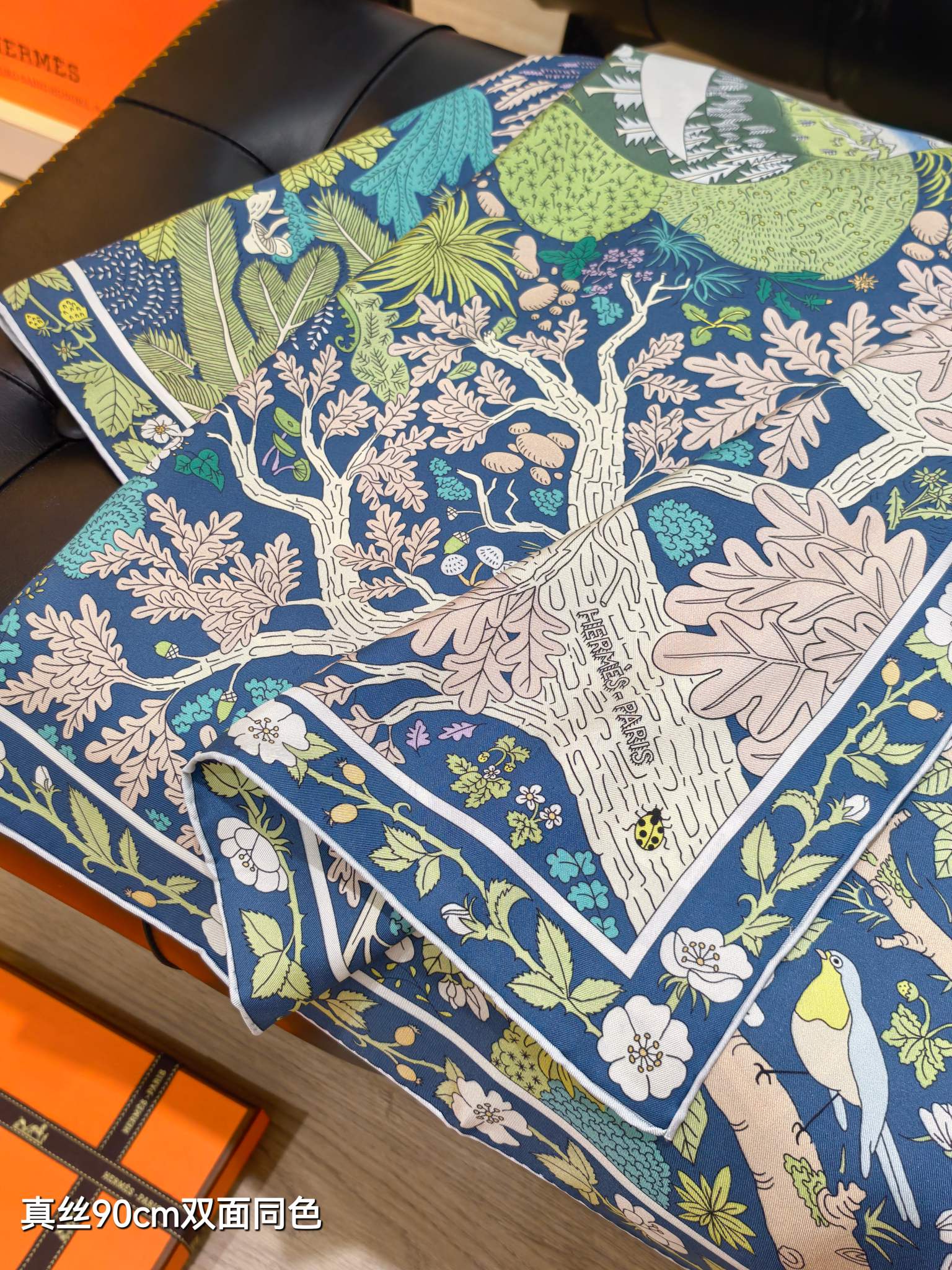 🌼SHMS256918姆米双面 90x90cm斜纹真丝爱马仕《于月神之怀》