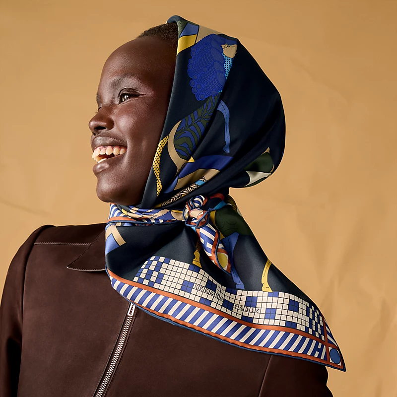 🌼SHMS257118姆米双面 90x90cm斜纹真丝爱马仕《全速前进》