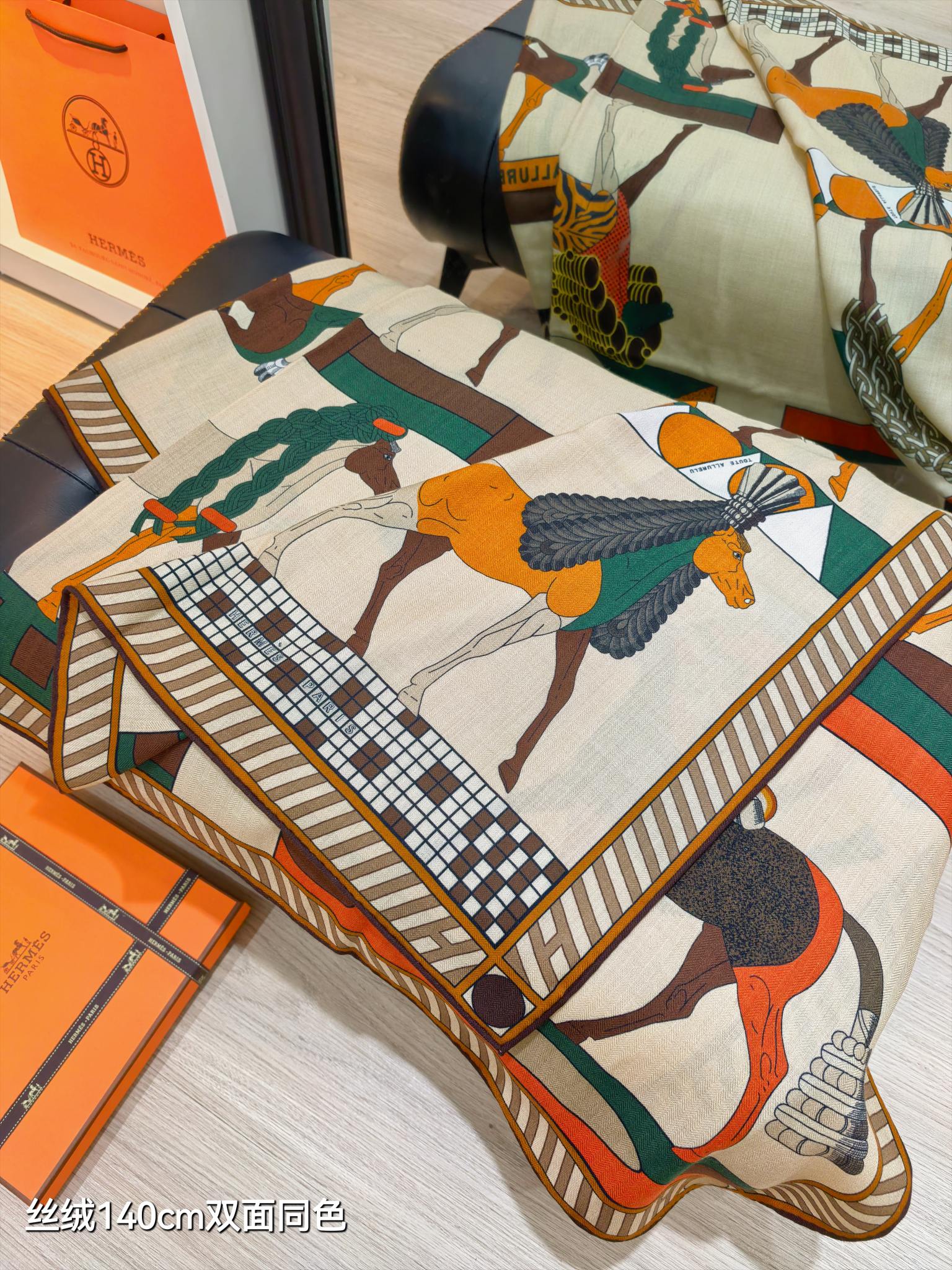❄RHMS2576双面同色 140x140cm 70%羊绒30%真丝爱马仕《全速前进》