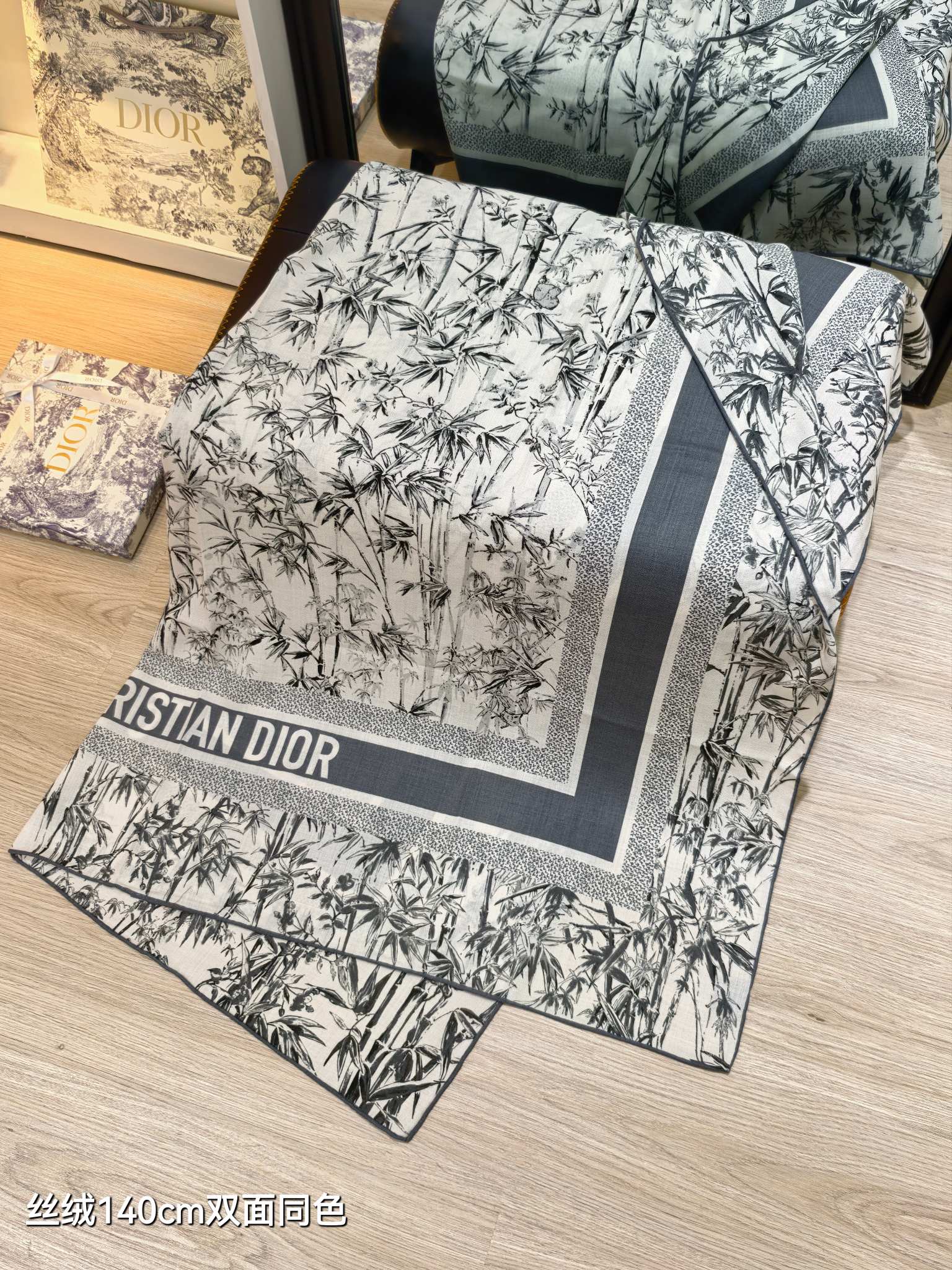 ❄RDO2543双面同色 140x140cm 70%羊绒30%真丝迪奥《》
