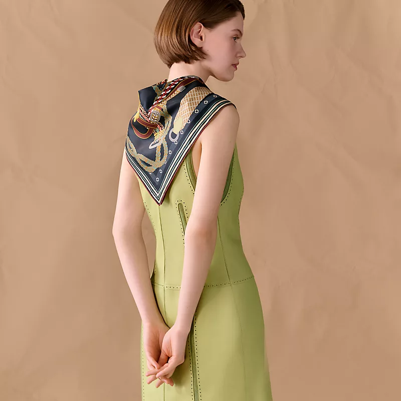 🌼SHMS258518姆米双面 90x90cm斜纹真丝爱马仕《》