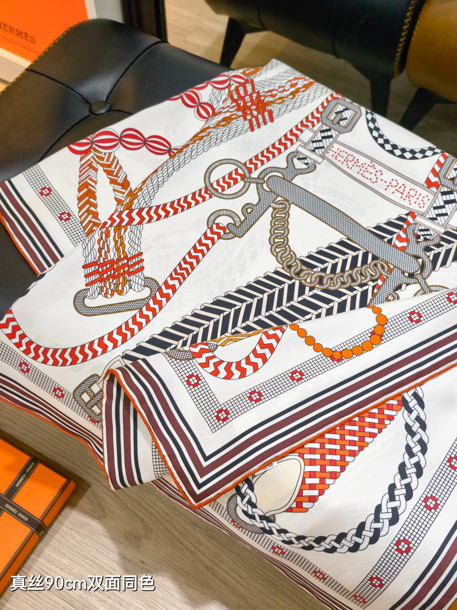 🌼SHMS258518姆米双面 90x90cm斜纹真丝爱马仕《》