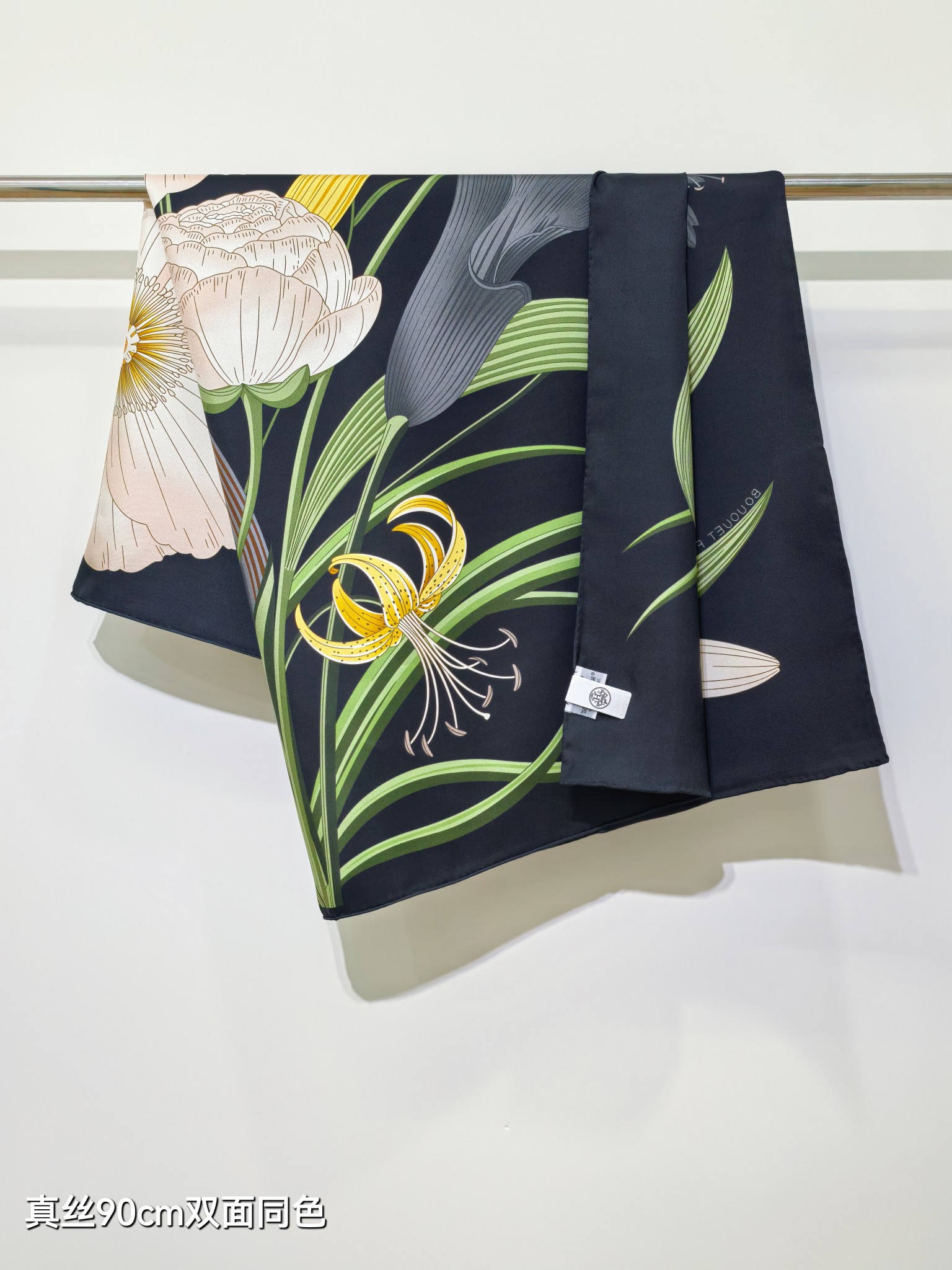 🌼SHMS258818姆米双面  90x90cm斜纹真丝爱马仕《永生花束》