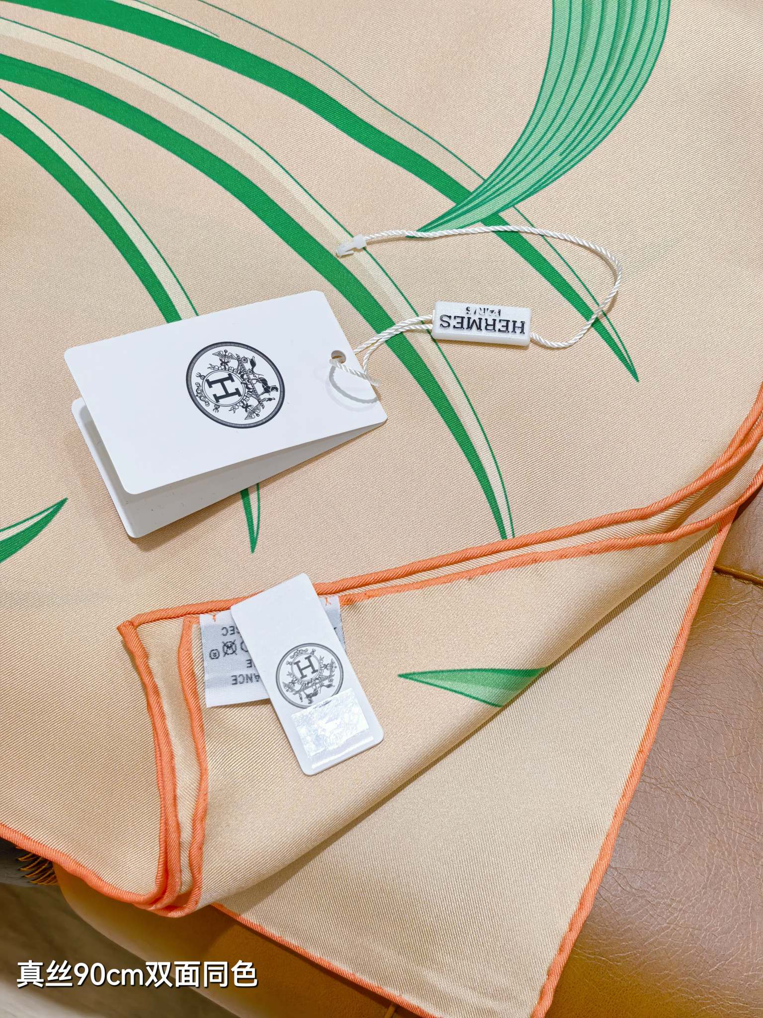 🌼SHMS258818姆米双面 90x90cm斜纹真丝爱马仕《永生花束》