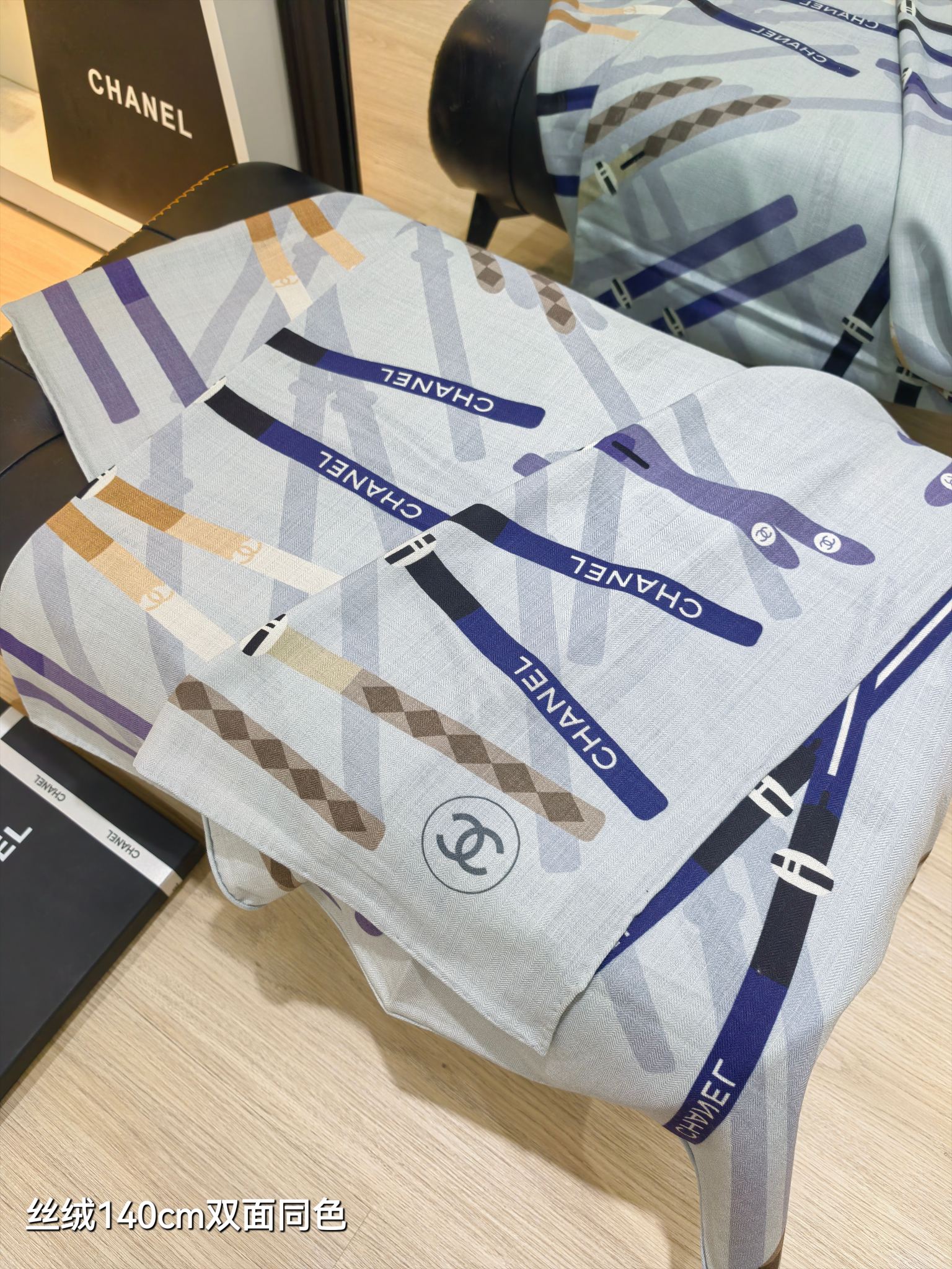 ❄RCC2594双面同色 140x140cm 70%羊绒30%真丝香奈儿《》