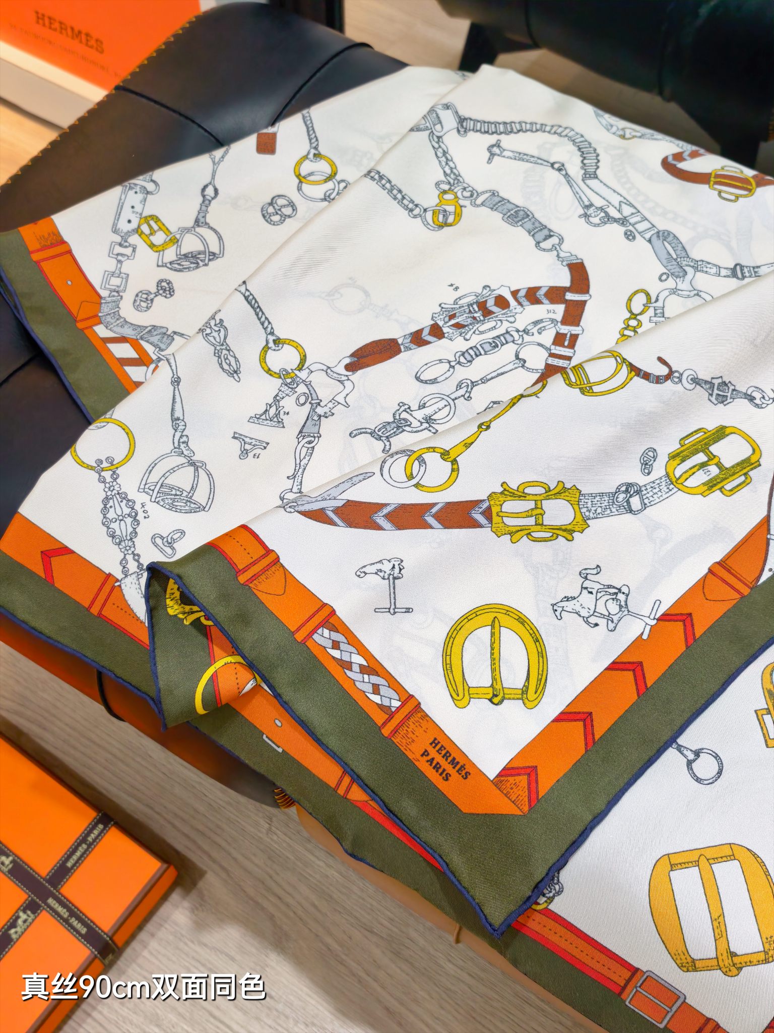 🌼SHMS258918姆米双面 90x90cm斜纹真丝爱马仕《跃动的马儿》