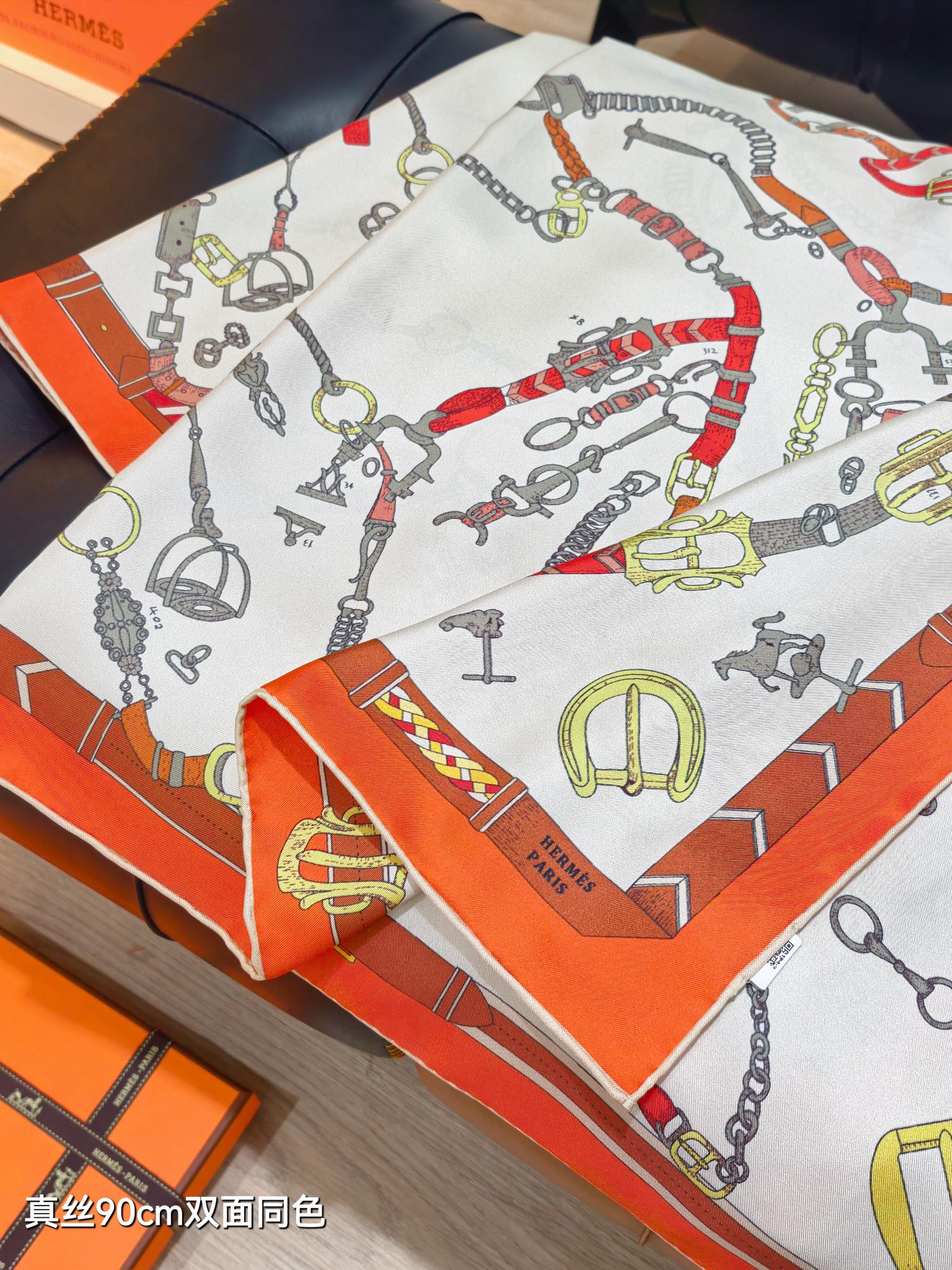 🌼SHMS258918姆米双面 90x90cm斜纹真丝爱马仕《跃动的马儿》