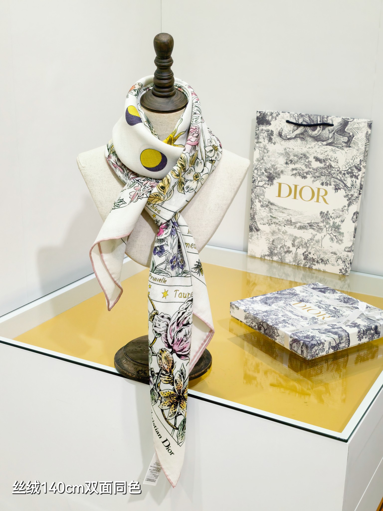 ❄RDO2545双面同色 140x140cm 70%羊绒30%真丝迪奥《》