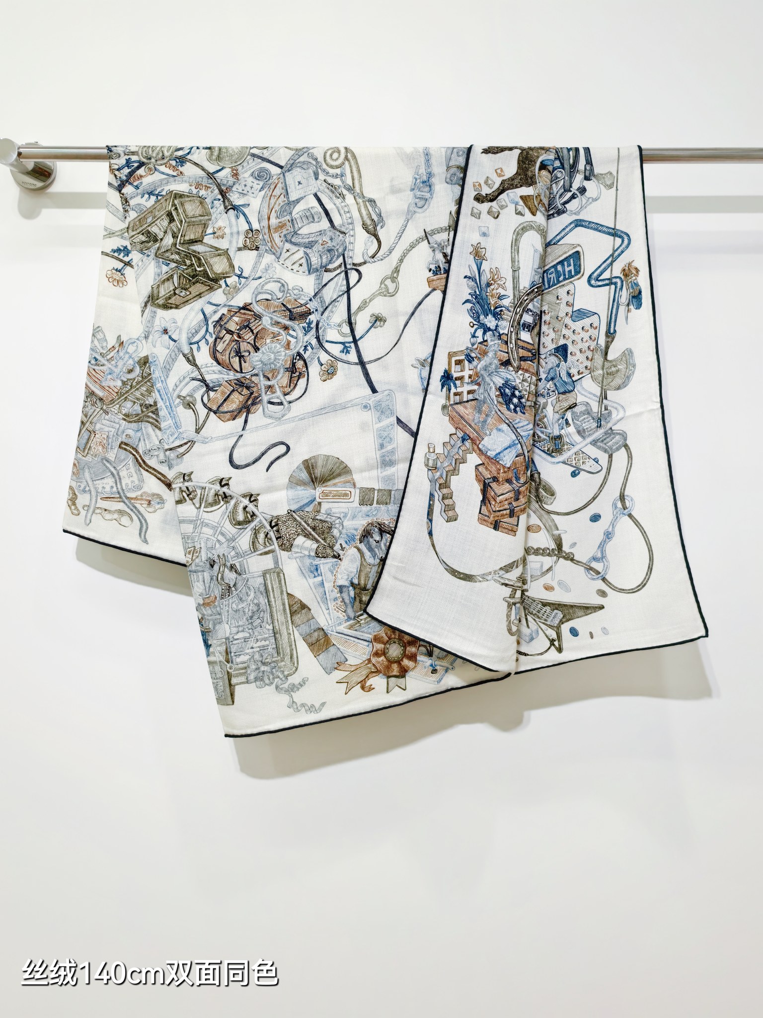 ❄RHMS2592双面同色 140x140cm 70%羊绒30%真丝爱马仕《爱马仕世界》