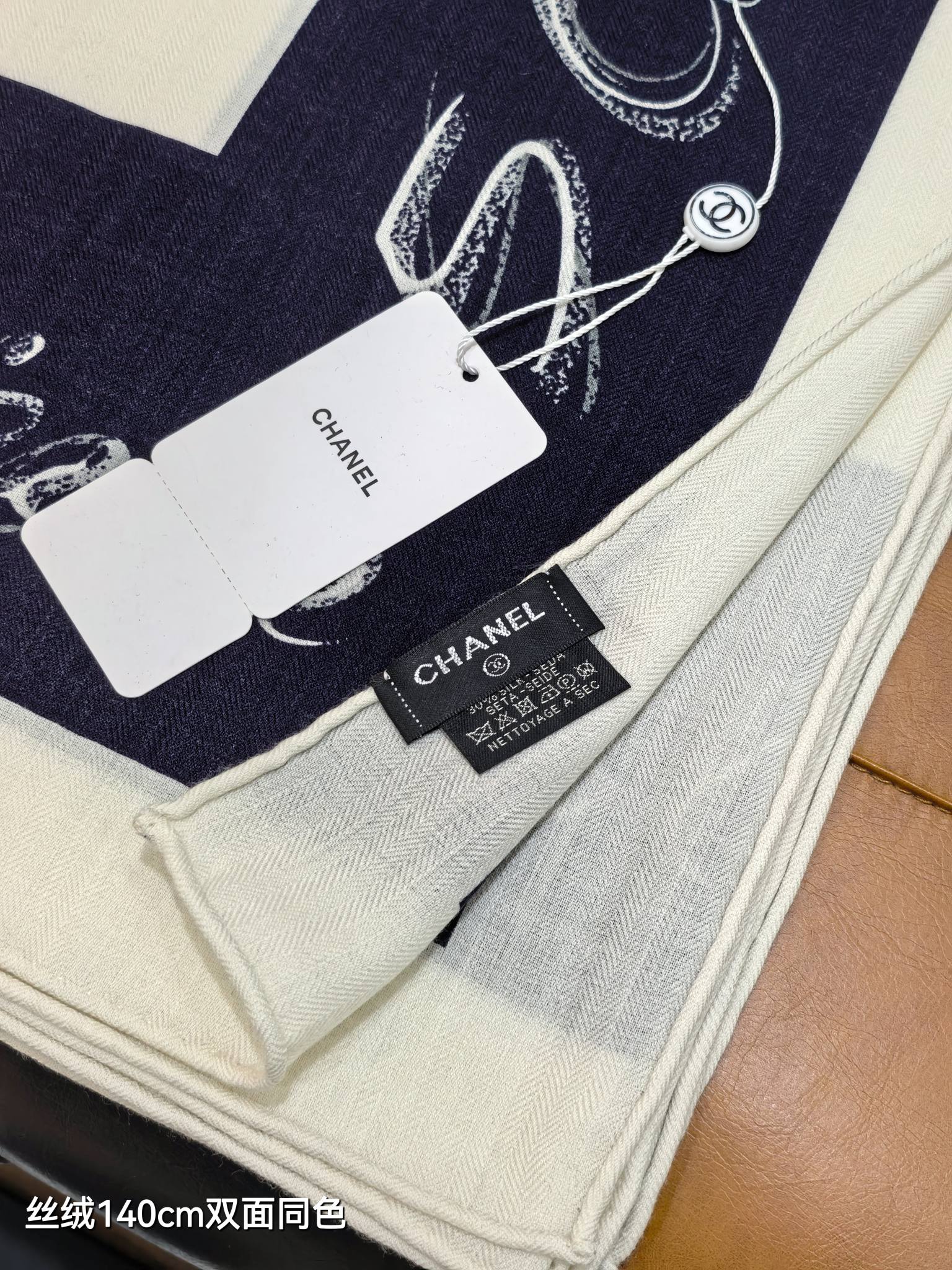 ❄RCC2596双面同色 140x140cm 70%羊绒30%真丝香奈儿《》