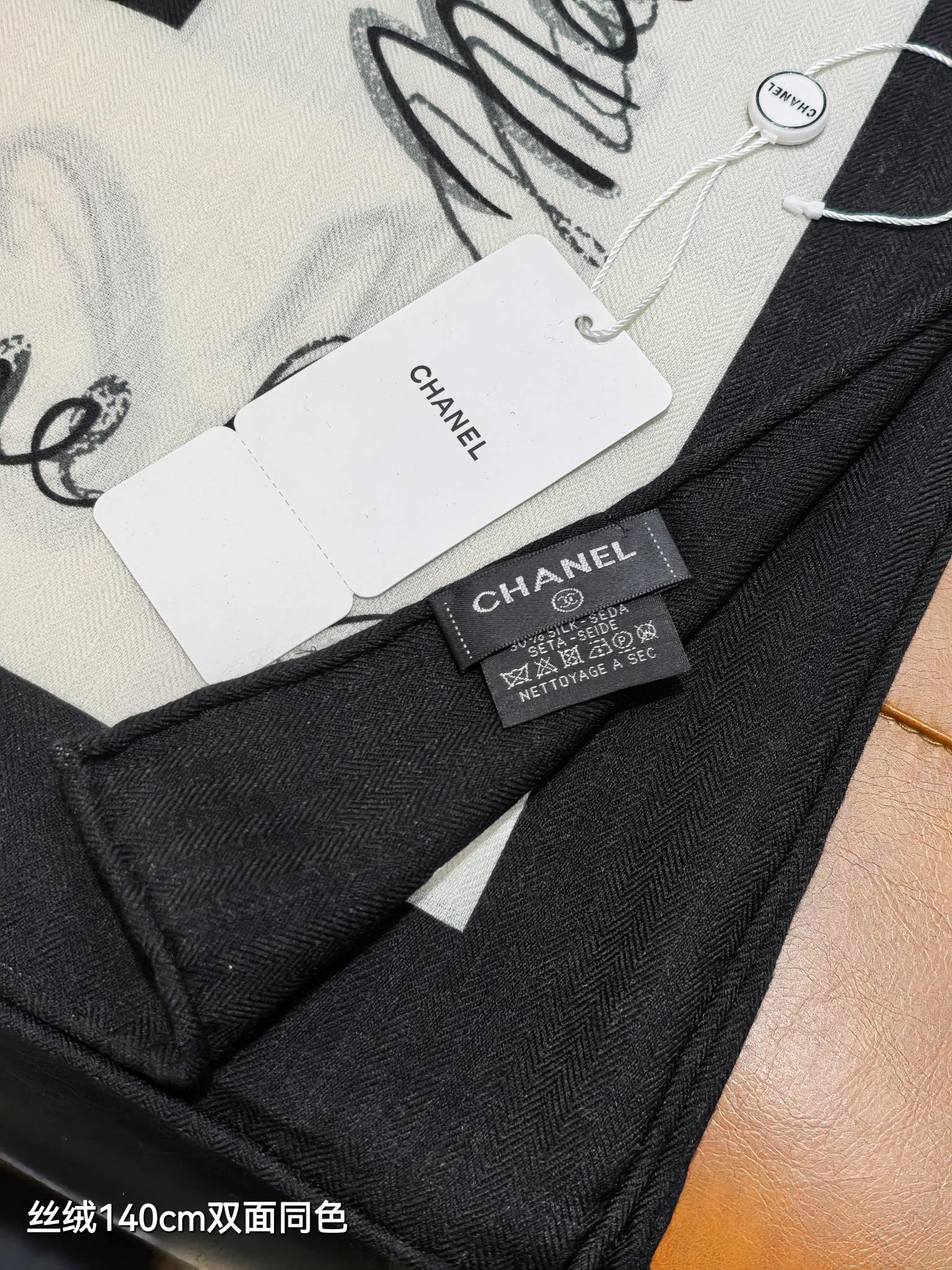 ❄RCC2596双面同色 140x140cm 70%羊绒30%真丝香奈儿《》