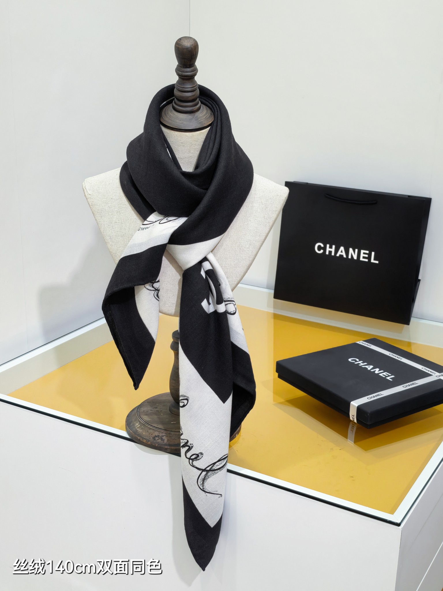 ❄RCC2596双面同色 140x140cm 70%羊绒30%真丝香奈儿《》