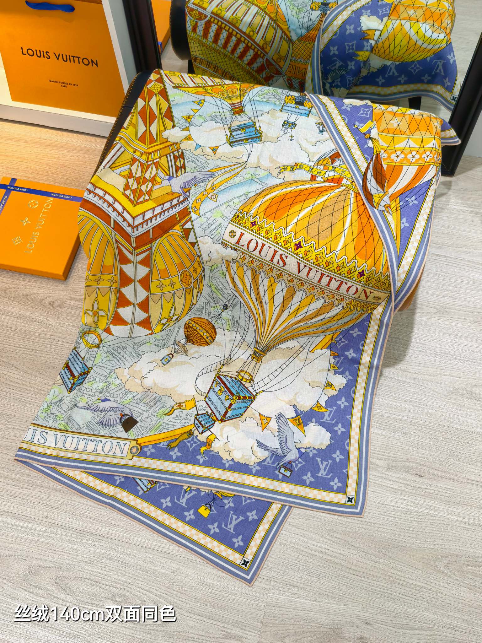 ❄RLV2557双面同色 140x140cm 70%羊绒30%真丝LV《》